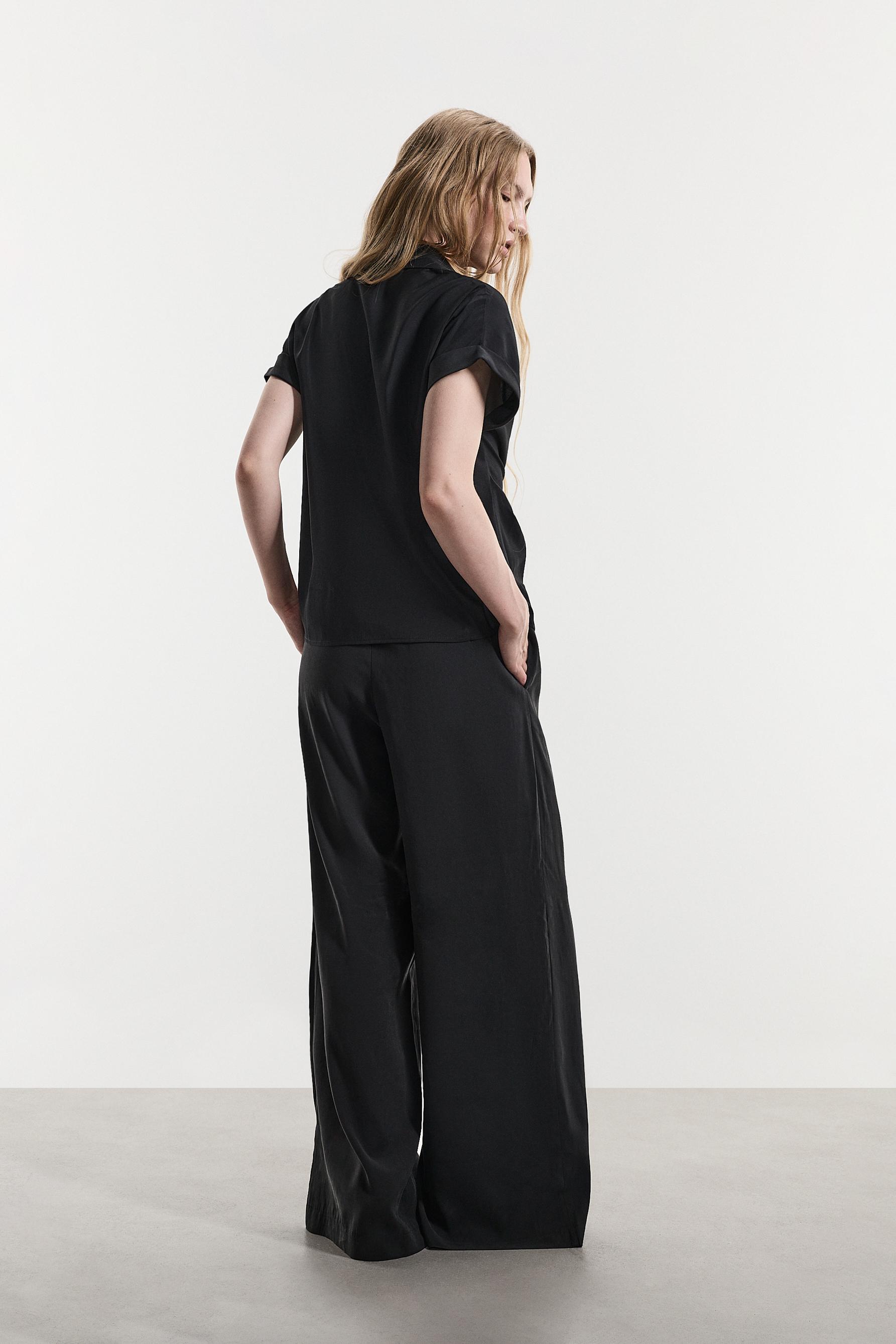 Soft-touch culottes — BLACK
