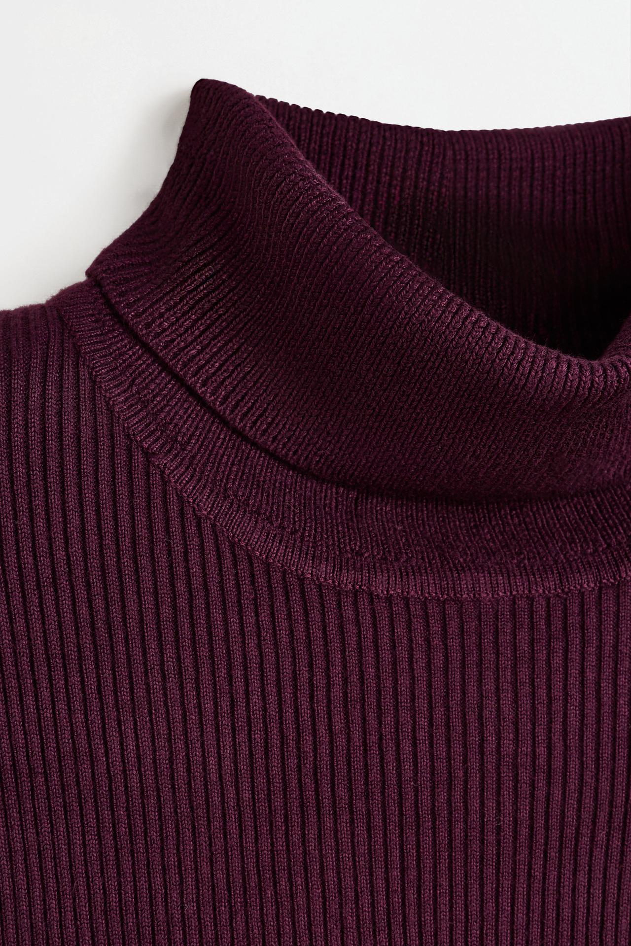 Ribbed high-neck sweater — BURGUNDY
