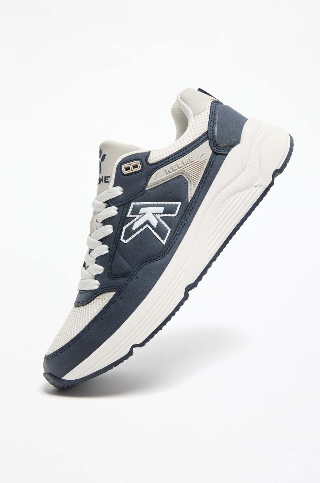 Kelme street sneakers