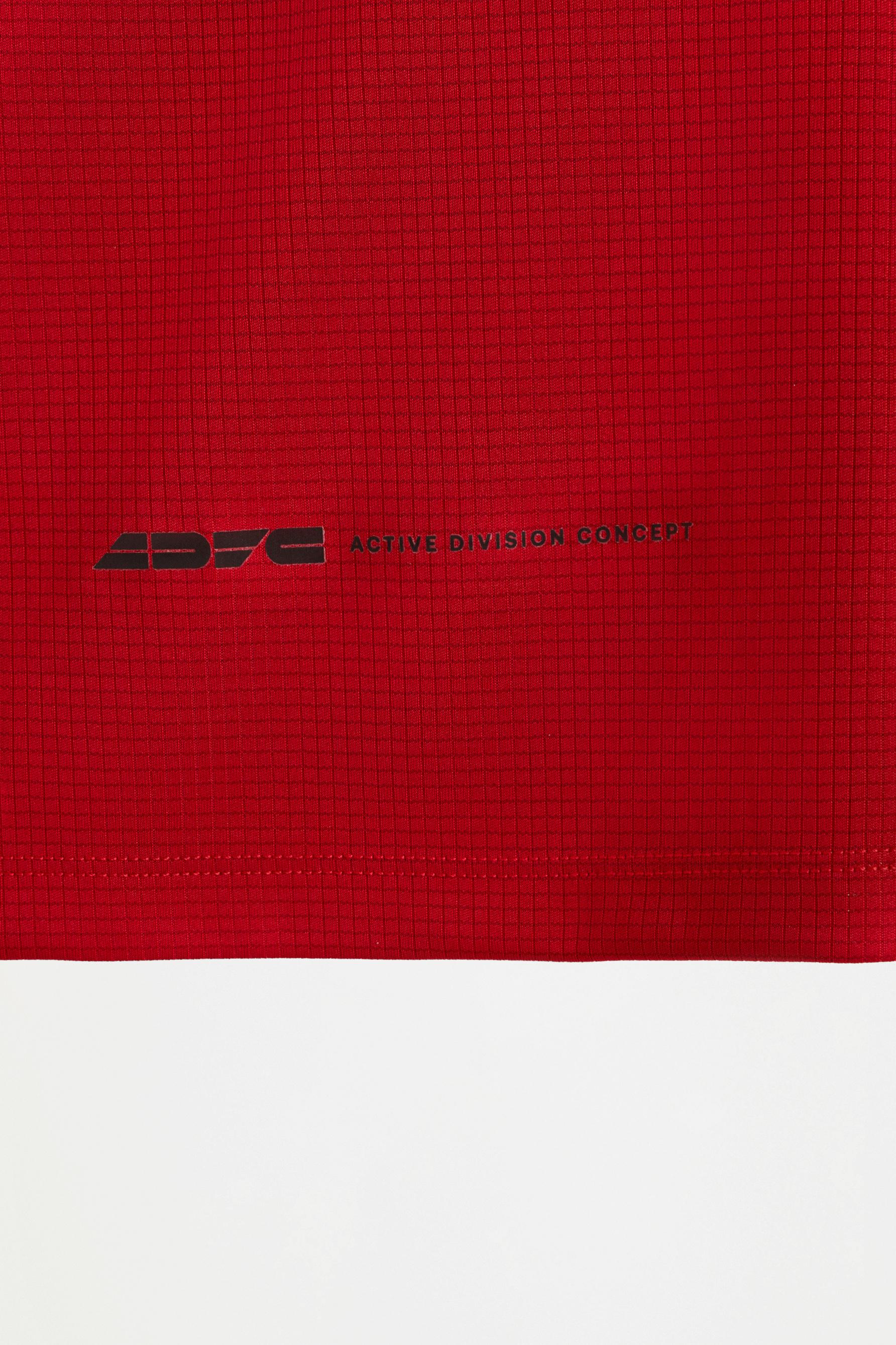Sports T-shirt — RED