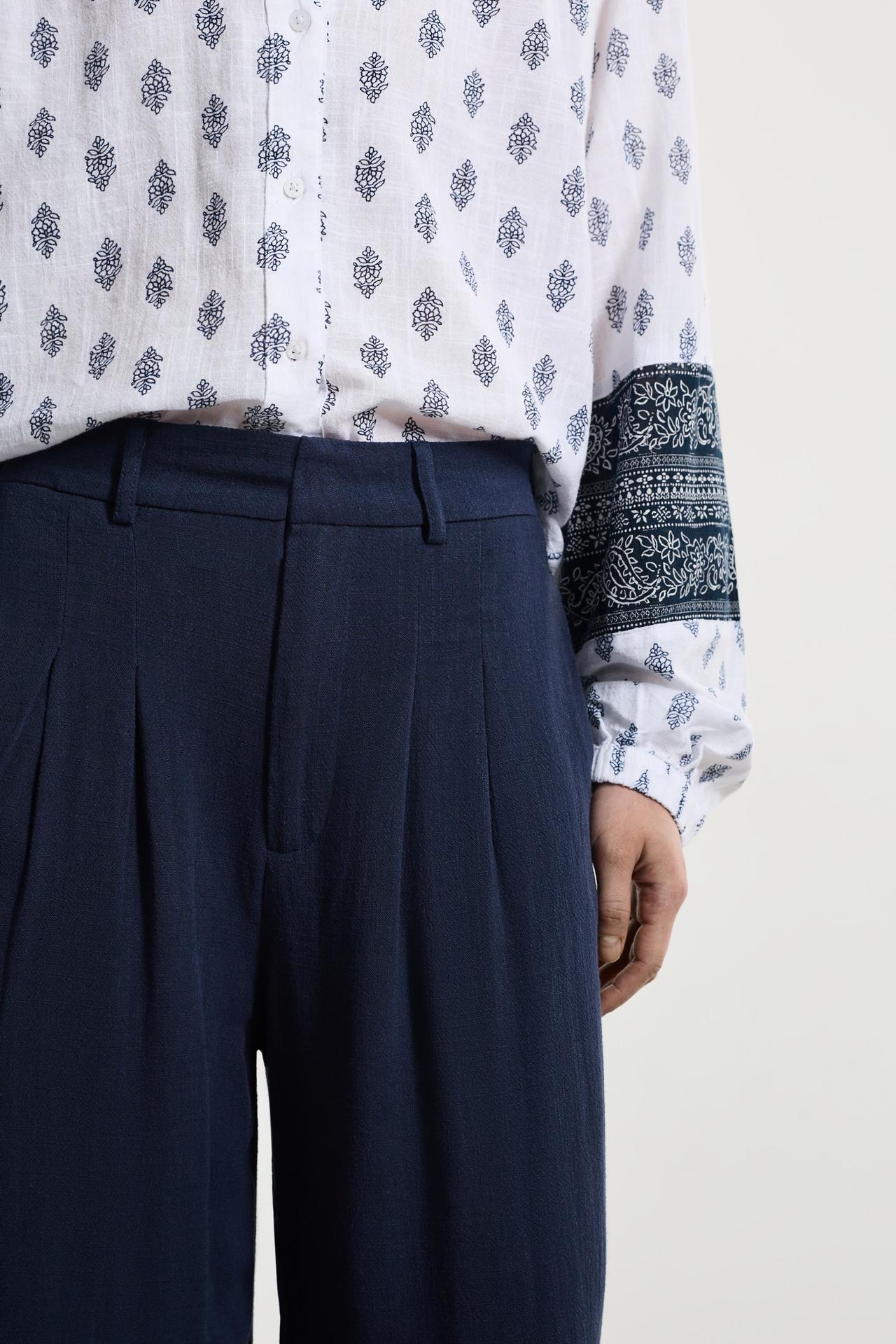 Rustic trousers — NAVY