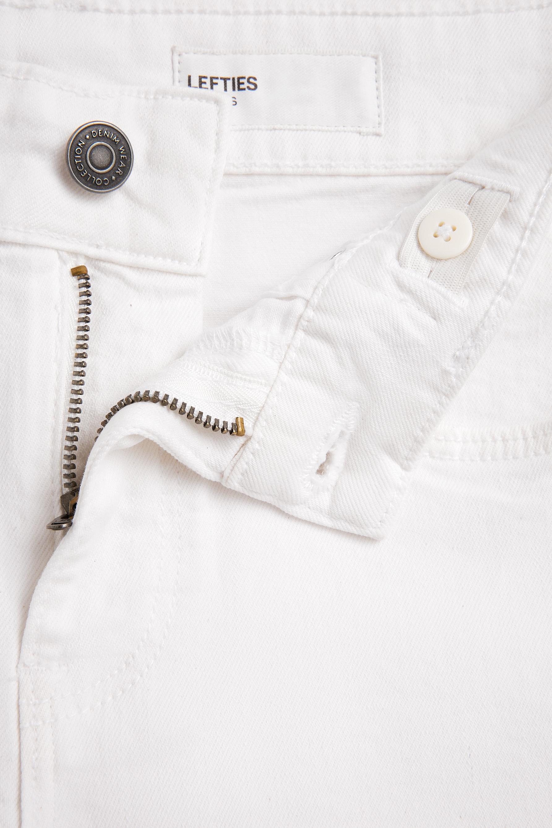 Slim comfort denim Bermuda shorts — WHITE