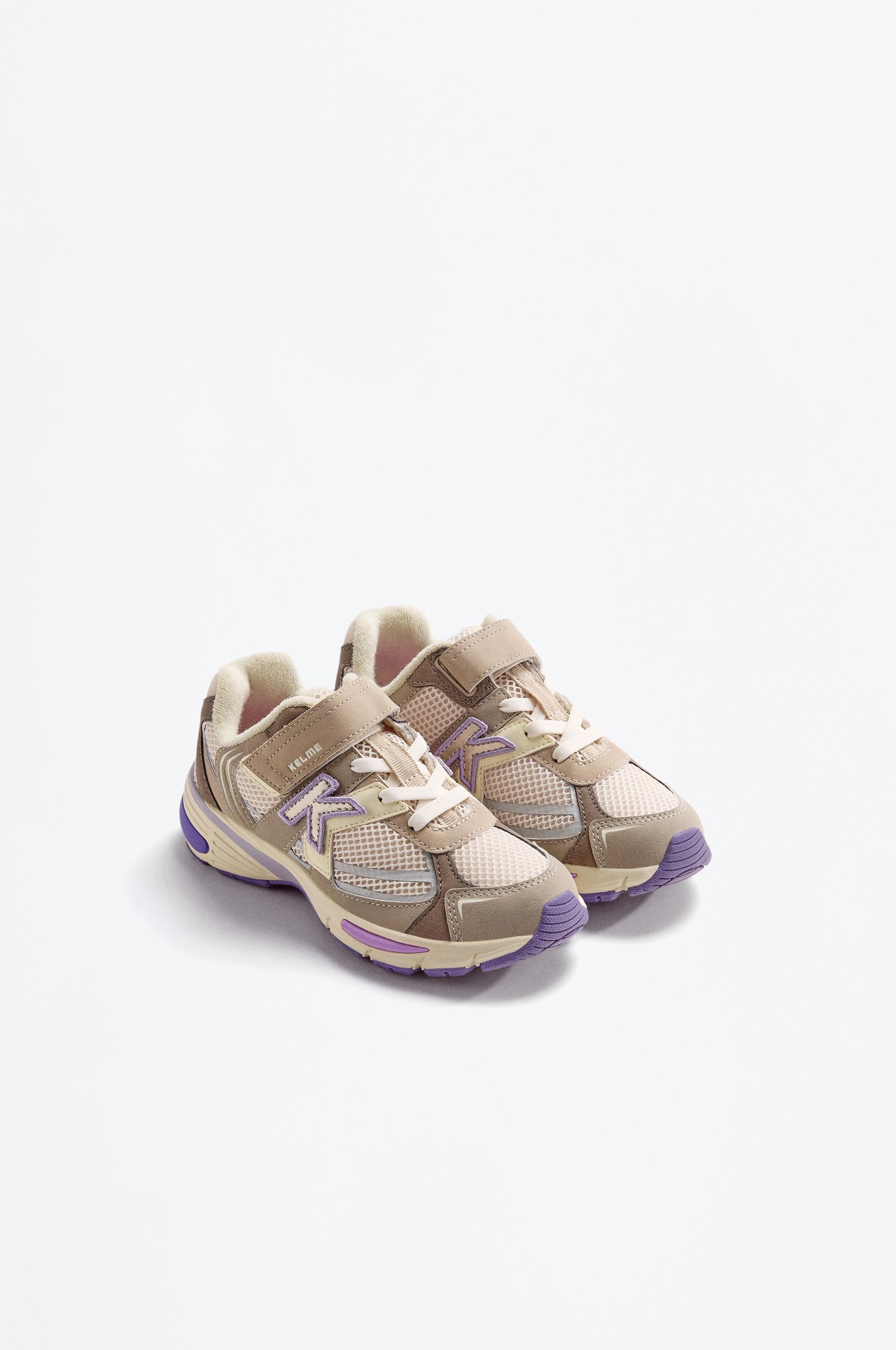 Kelme multi-piece athletic shoe — BEIGE