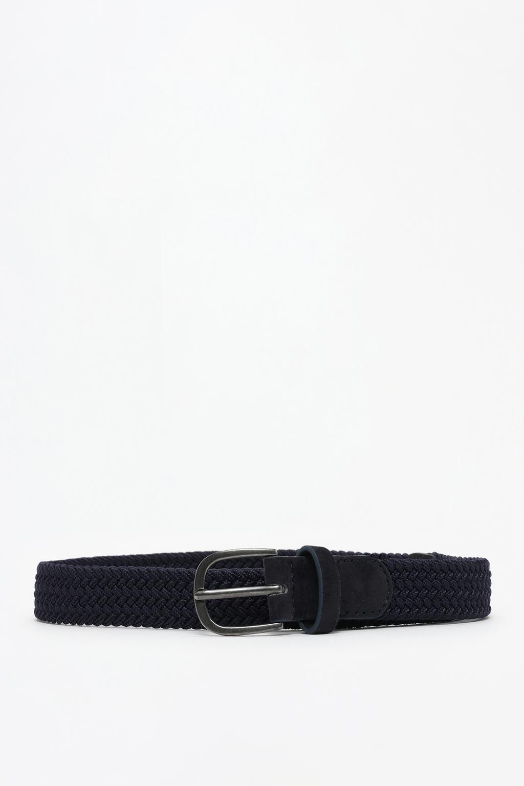 Elastic belt