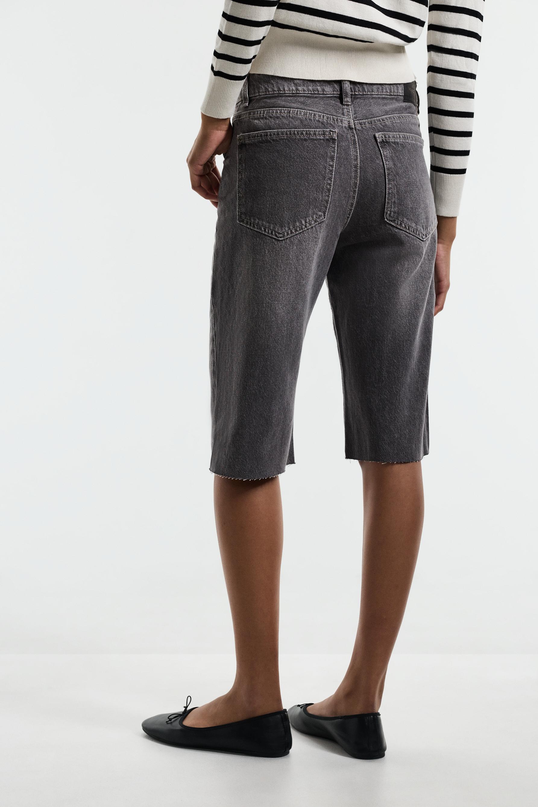 Slim fit wide-leg denim Bermuda shorts — GREY MARL
