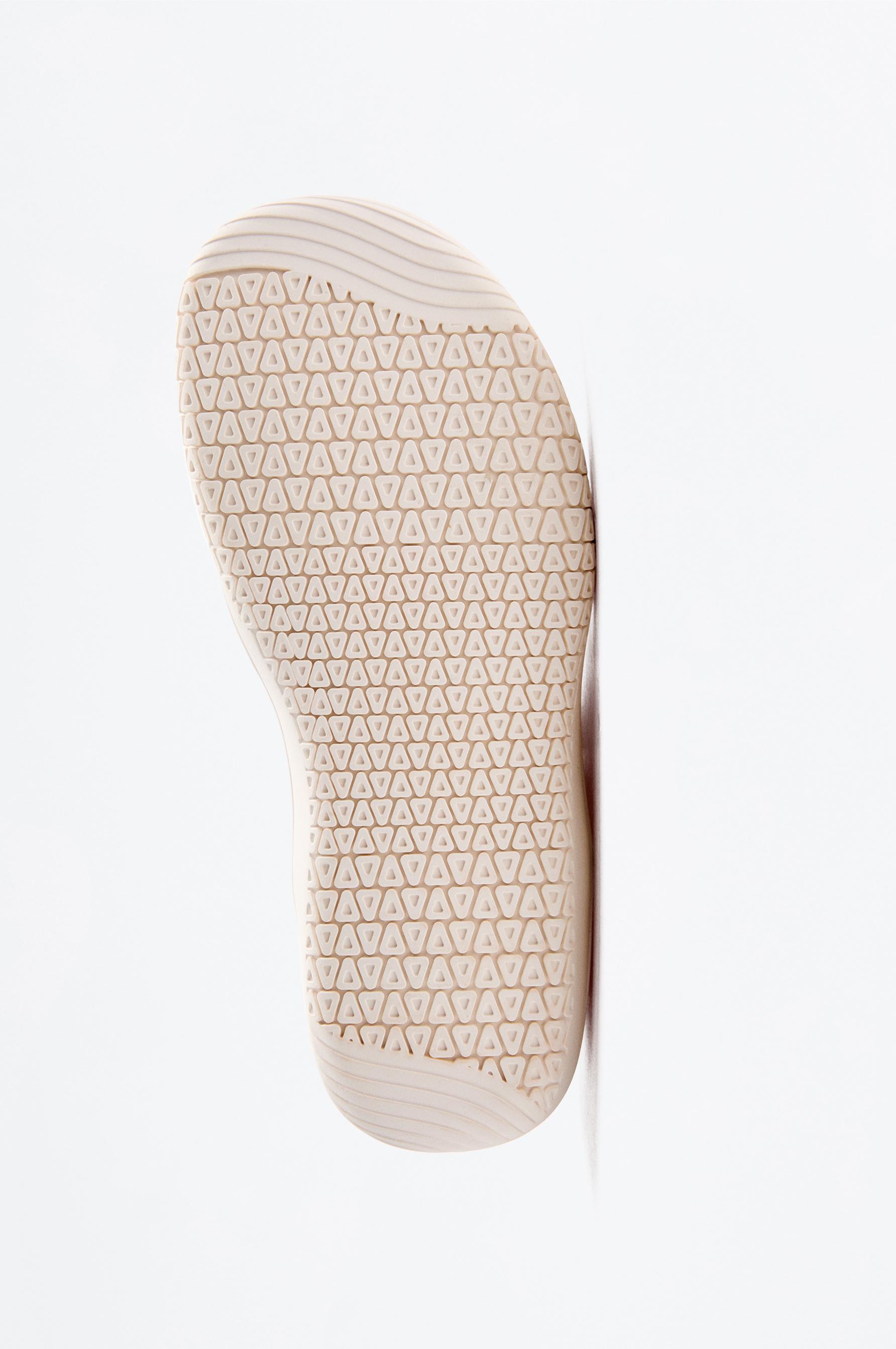 Barefoot Comfort Slipper — WHITE