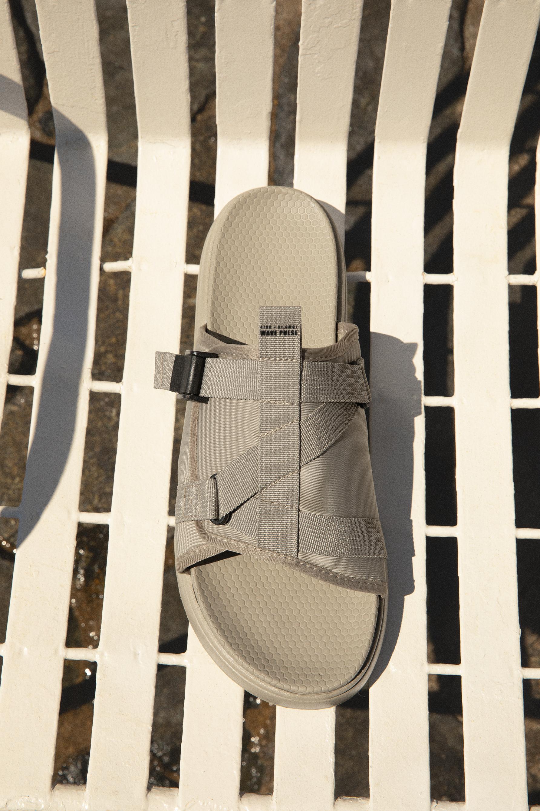 Men's technical pool sandals — BEIGE