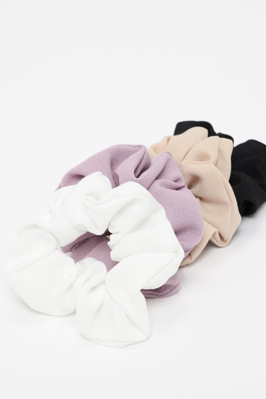 4-pack of scrunchies