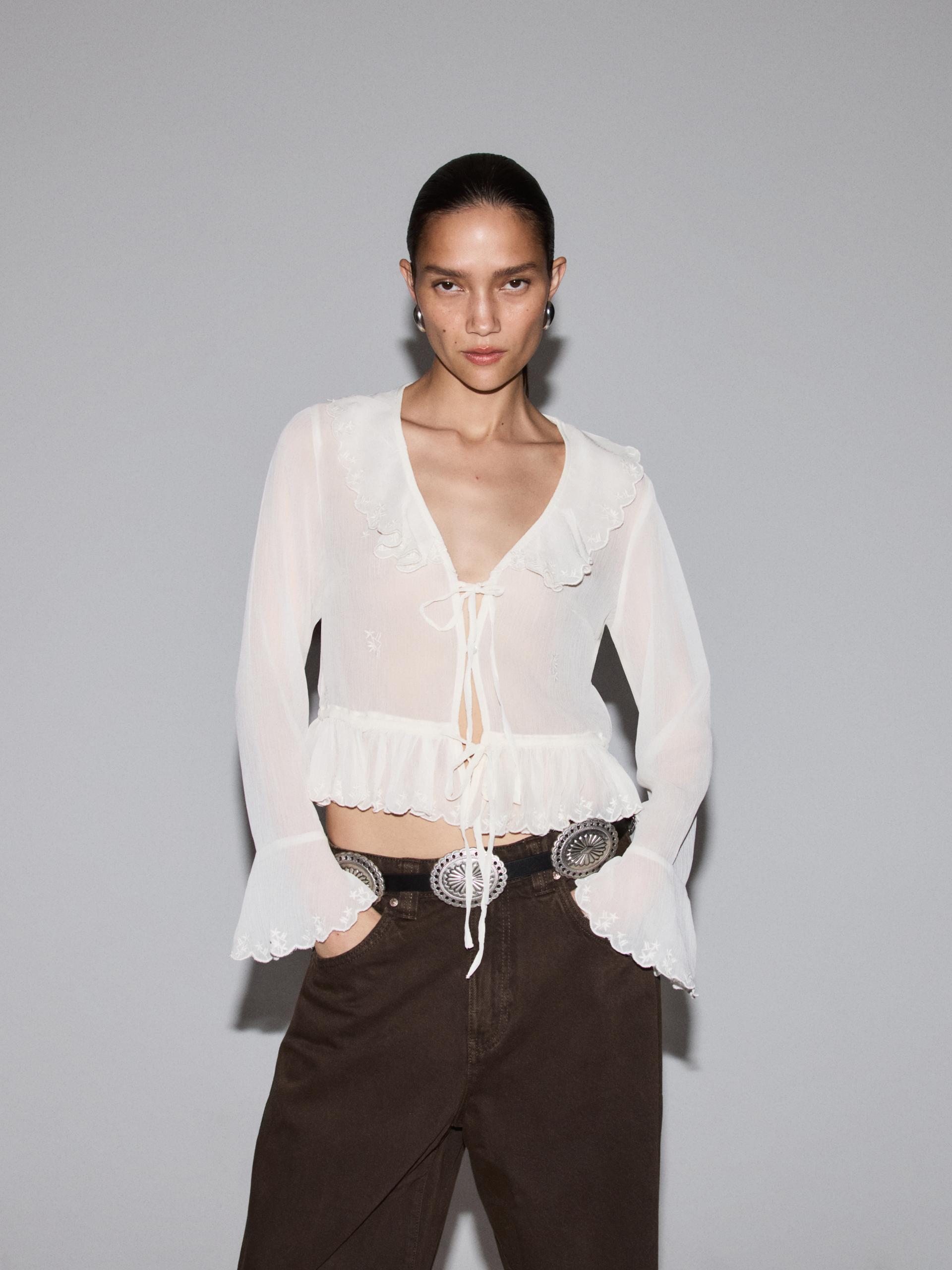 Camisa bordados semitransparente