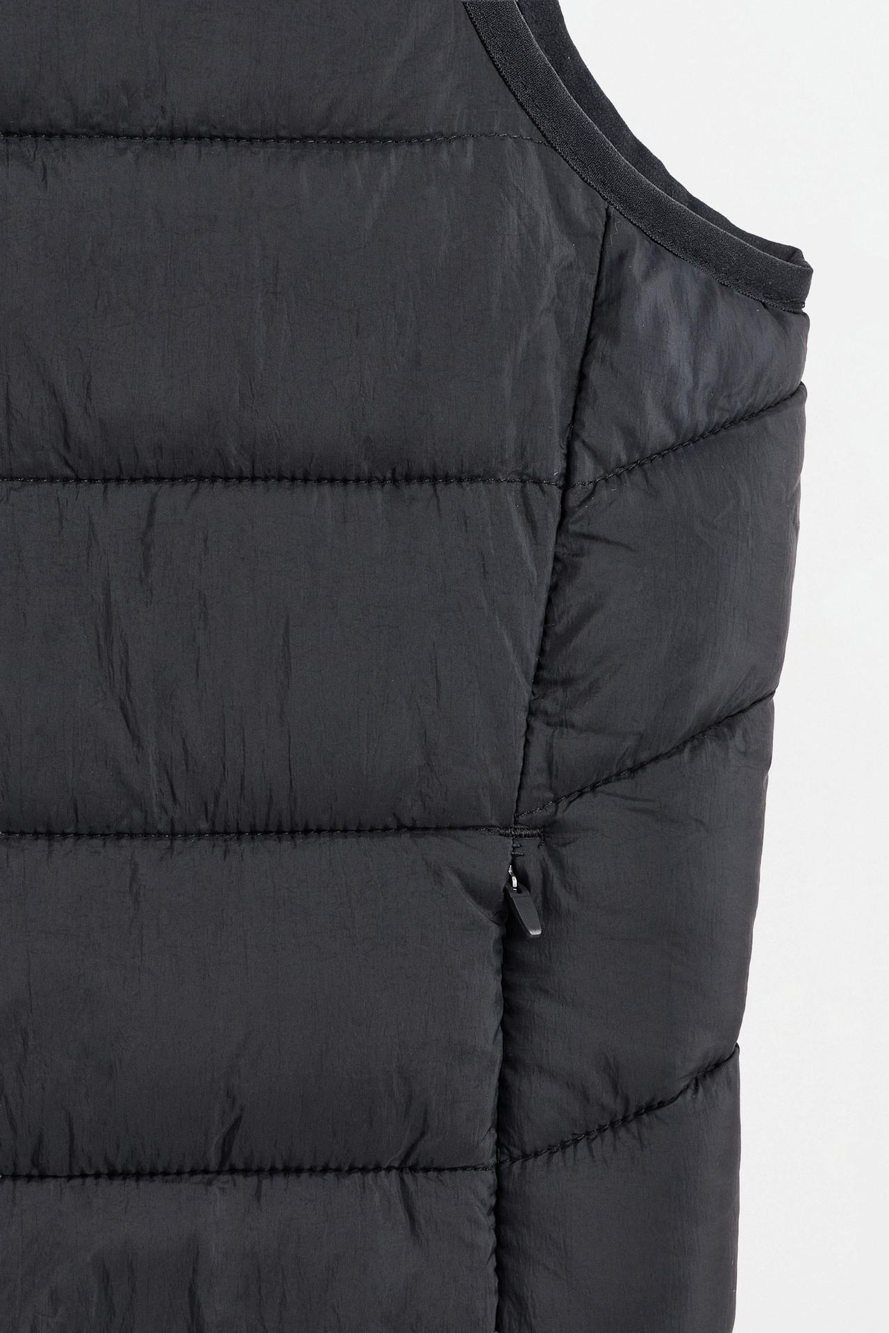 Lightweight quilted gilet — BLACK