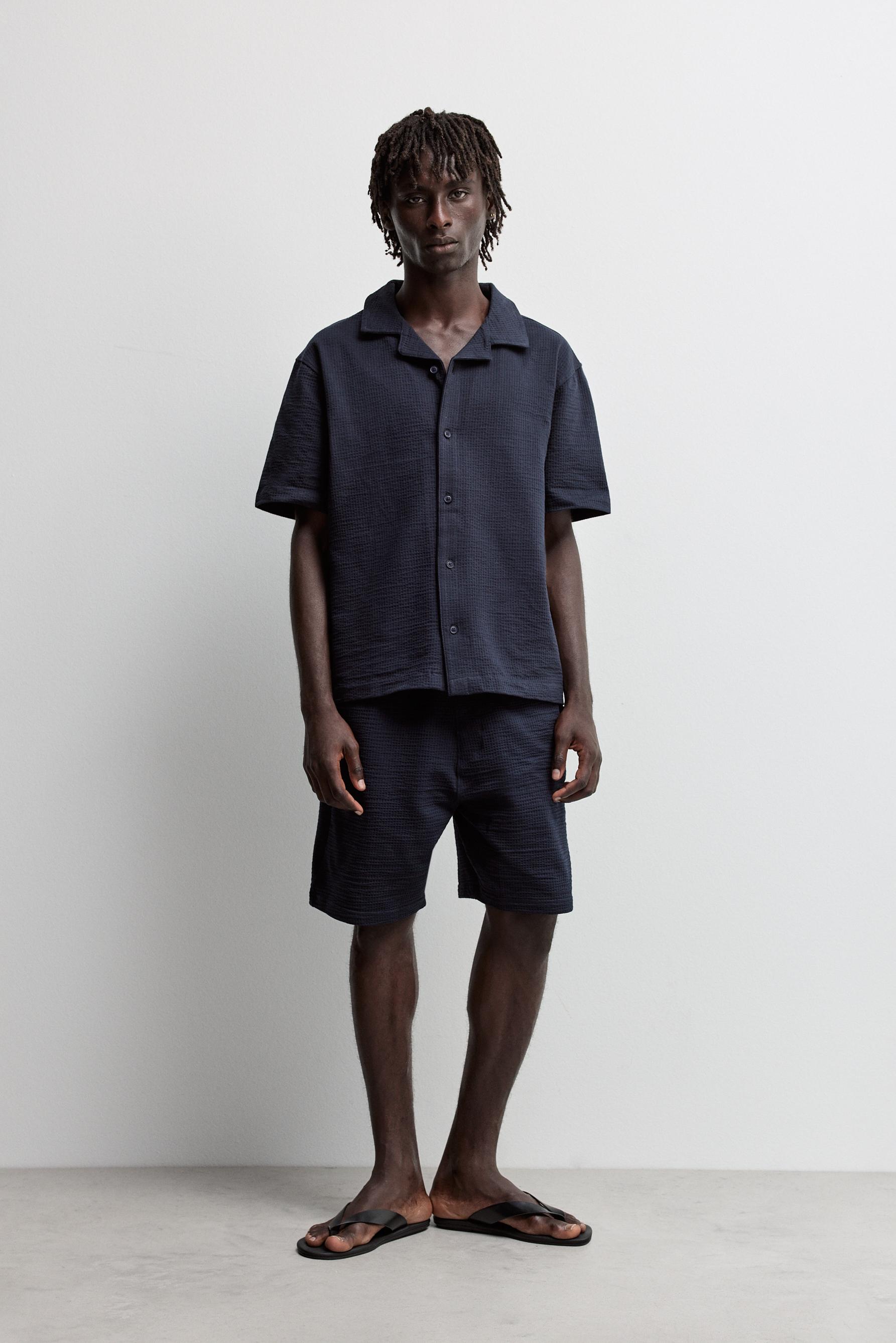 Seersucker Bermuda shorts — NAVY