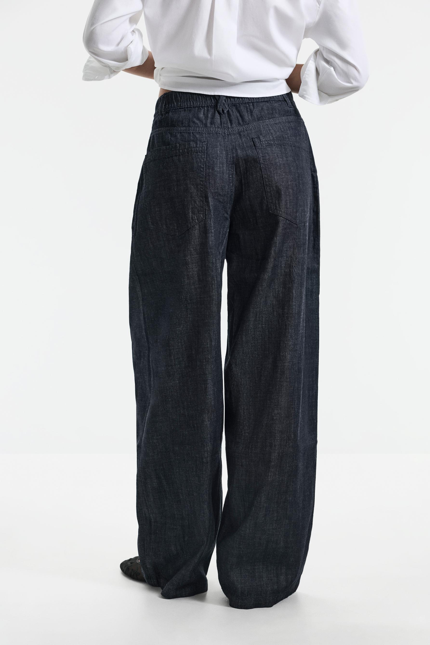 Barrel-leg darted trousers — NAVY