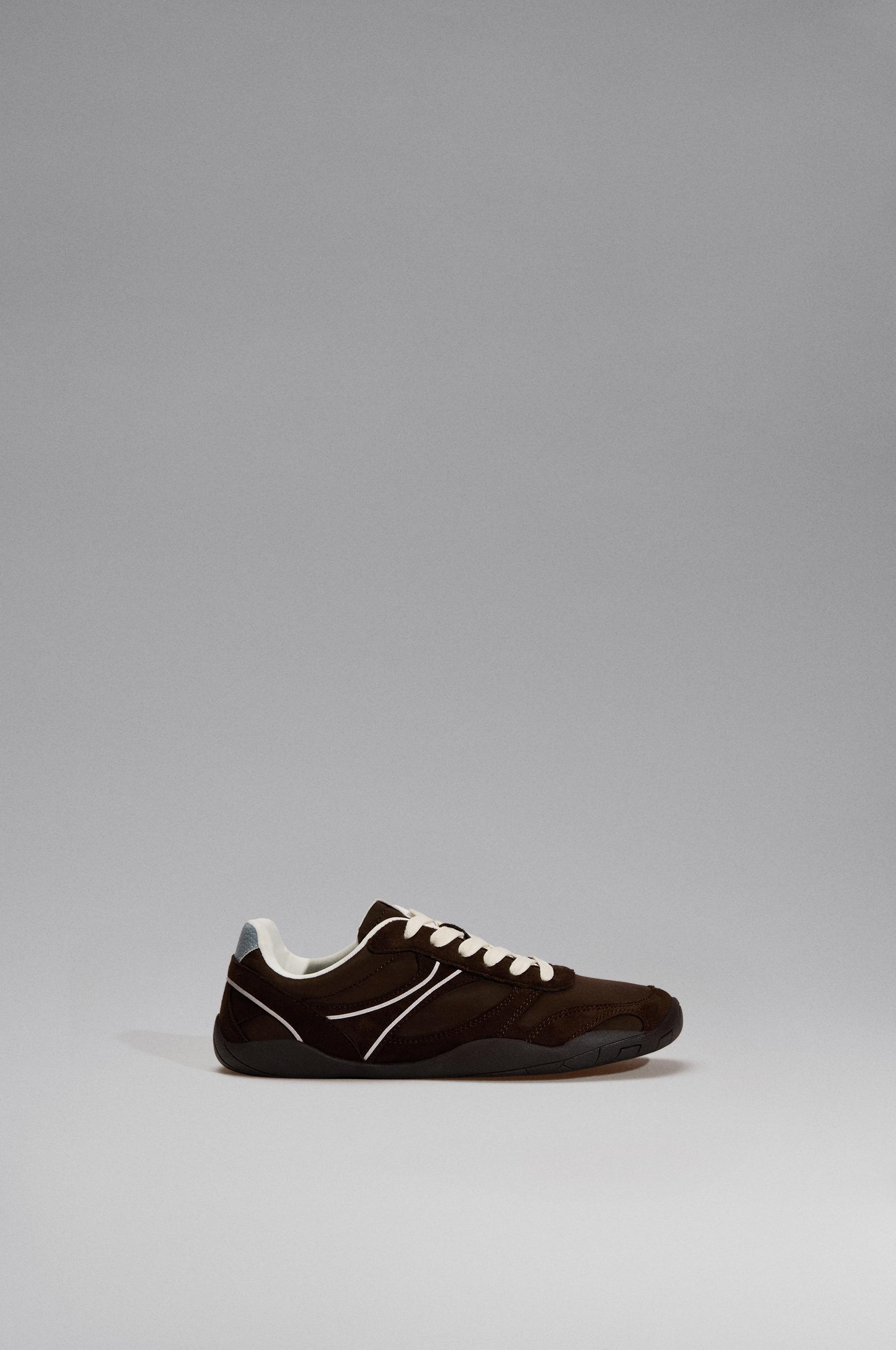Deportivo Barefoot