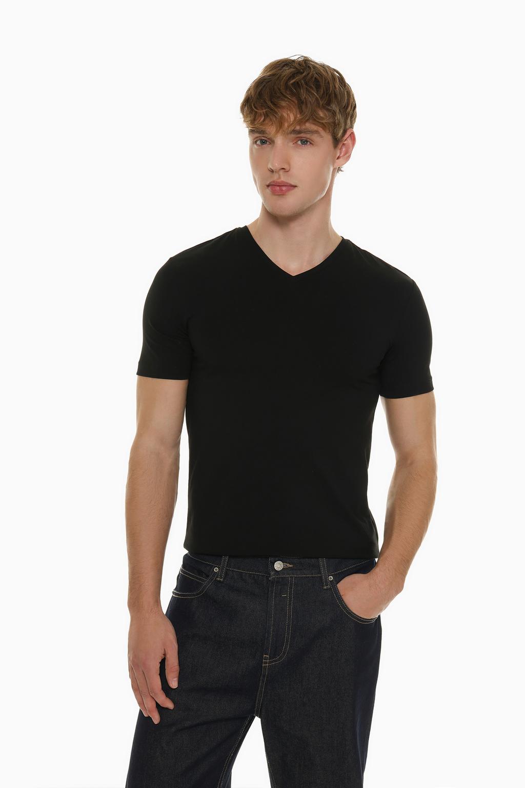 Slim fit V yaka t-shirt