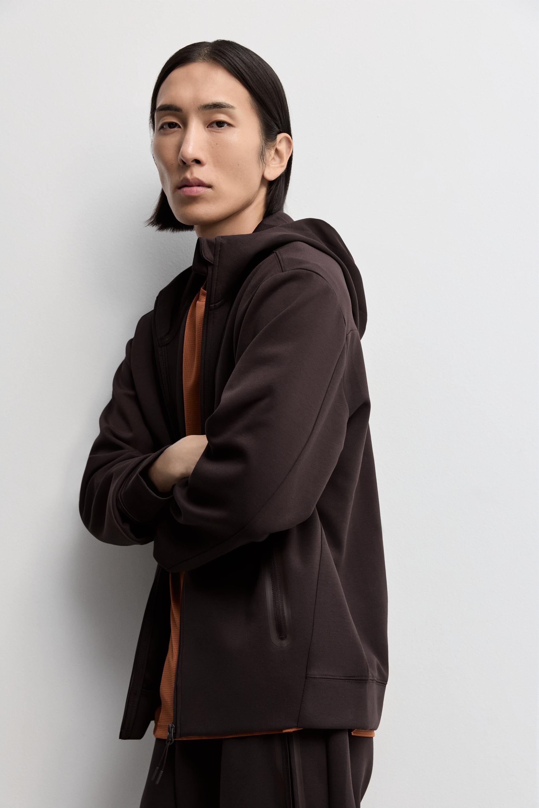 Interlock zip hoodie — CHOCOLATE