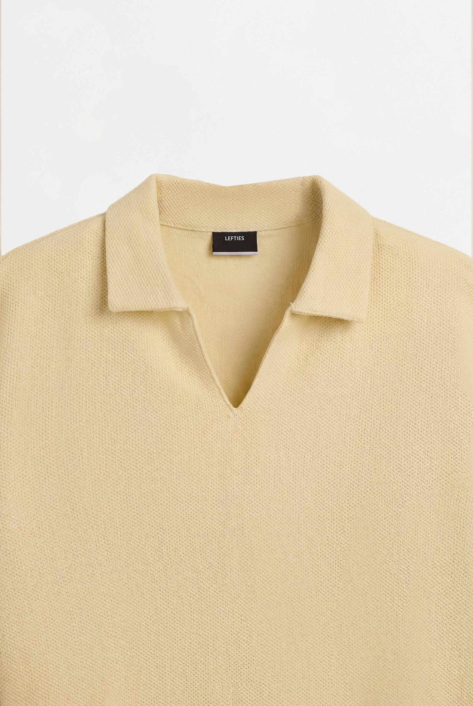 Textured V-neck polo shirt — PALE YELLOW