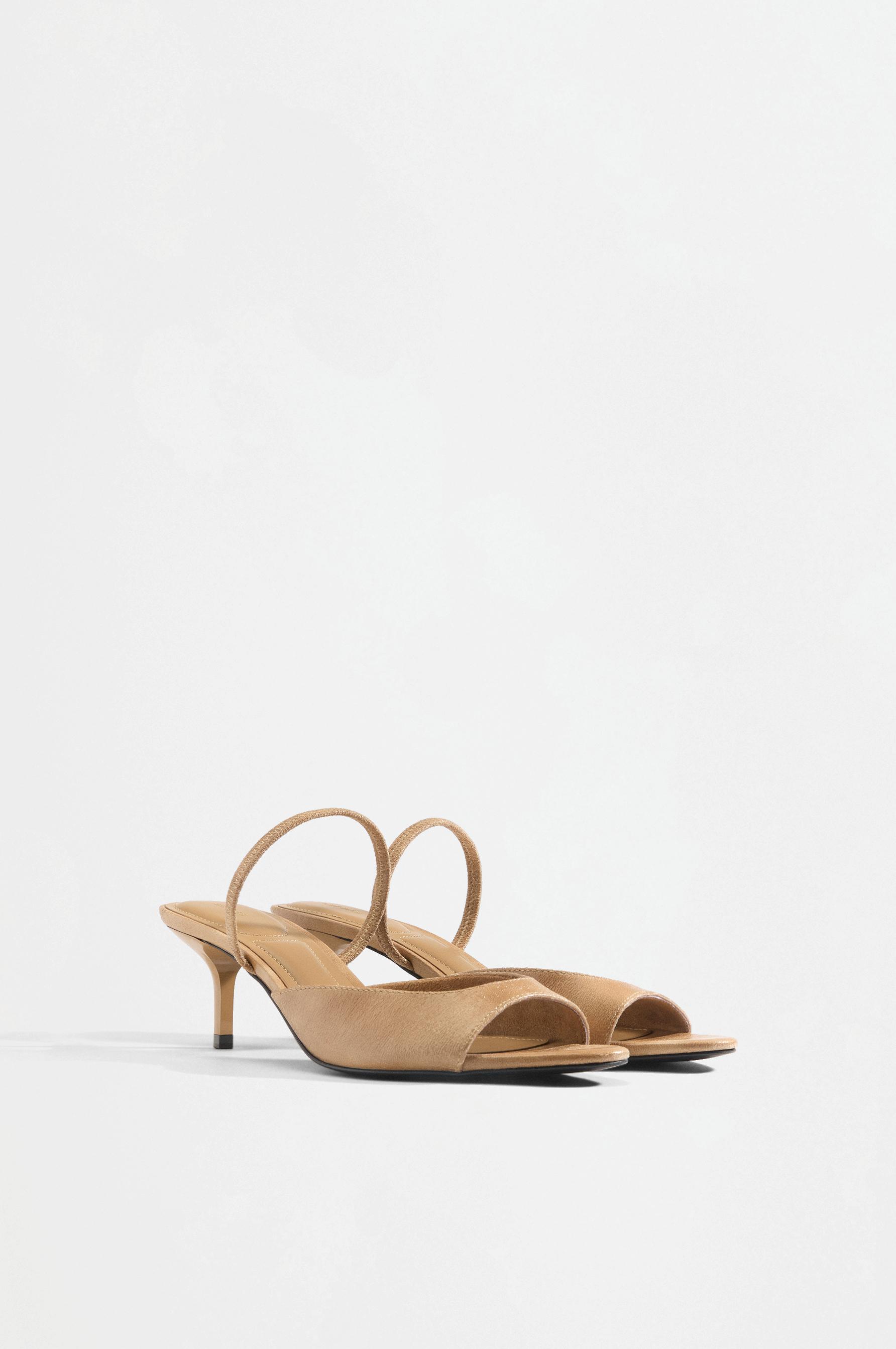Minimalist sandals — BEIGE
