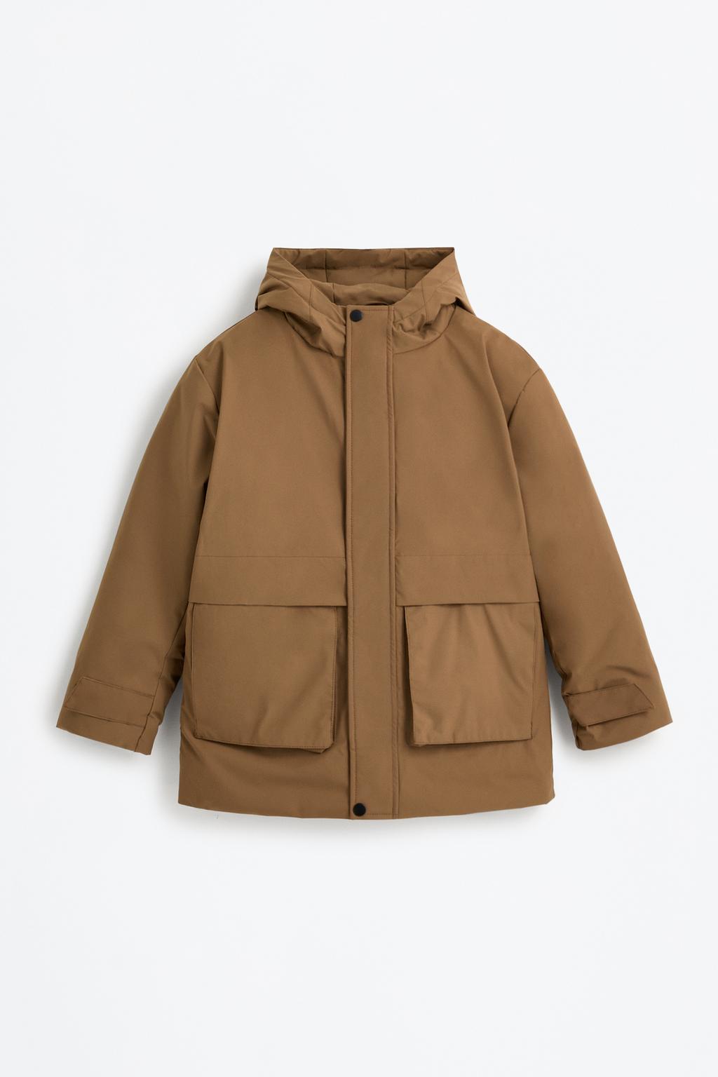 Parka corta bolsillos