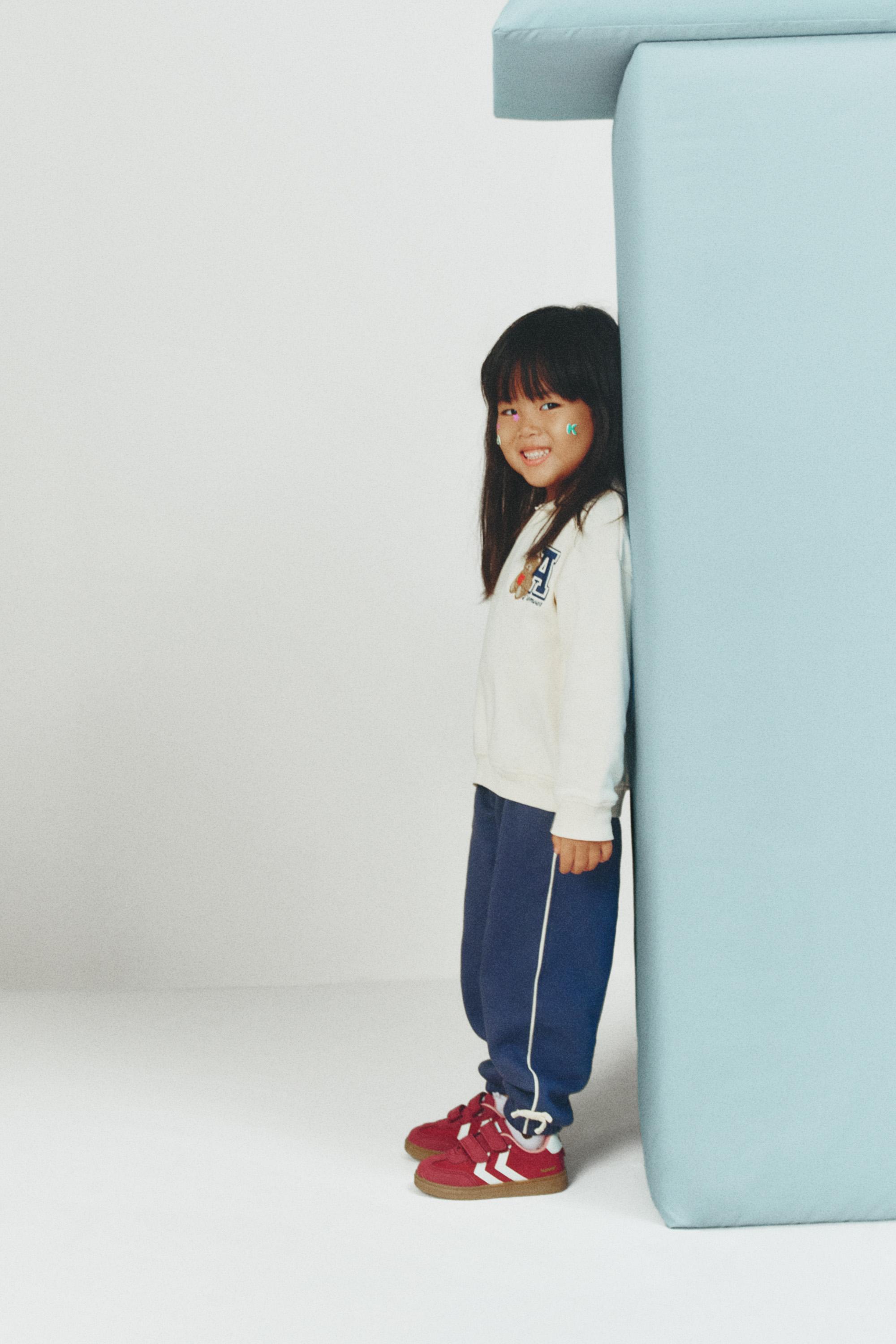 Polo sweatshirt and bow trousers set — ECRU