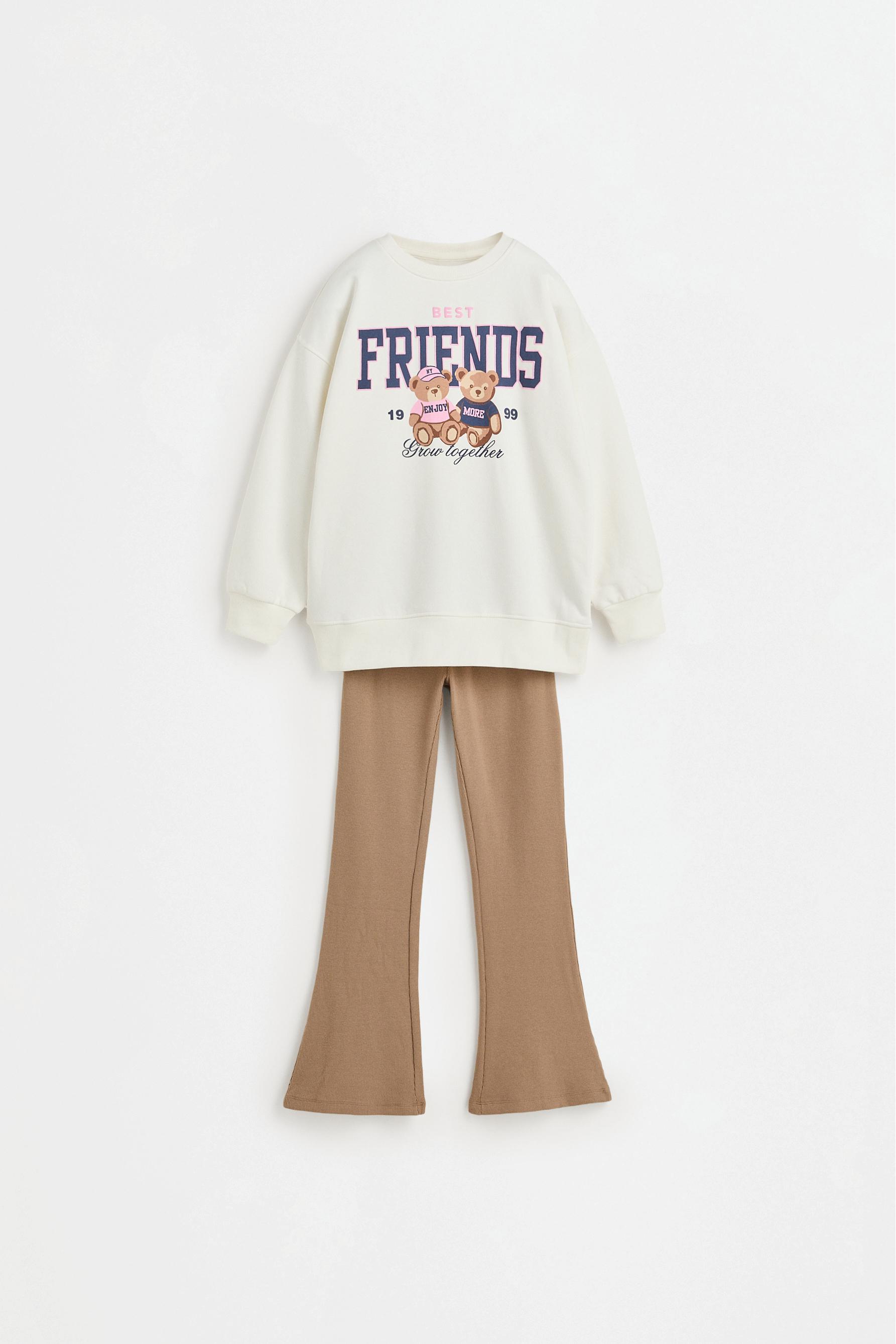 Sweatshirt and bell bottom leggings set — WHITE