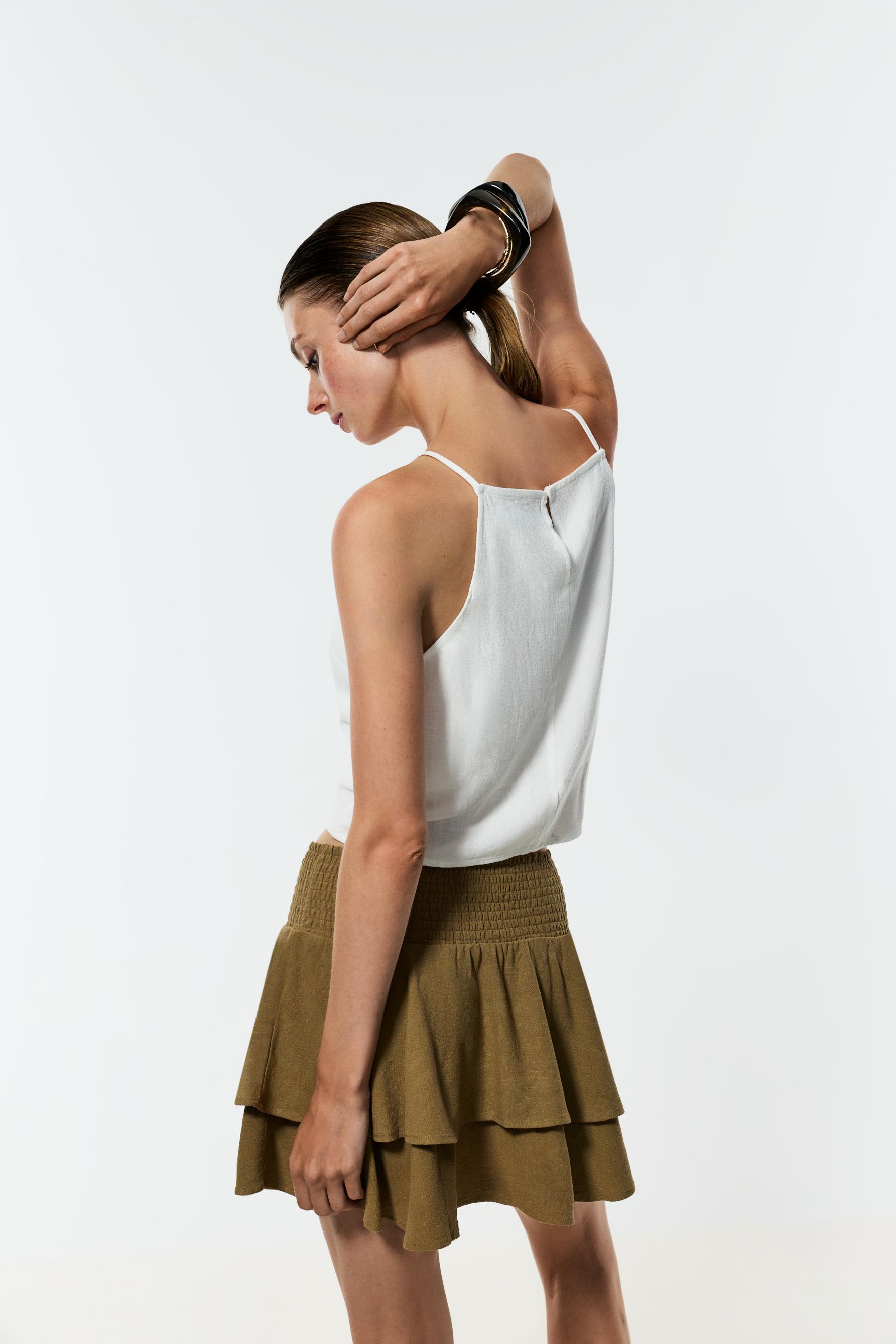Short rustic skirt with ruffles — MEDIUM KHAKI