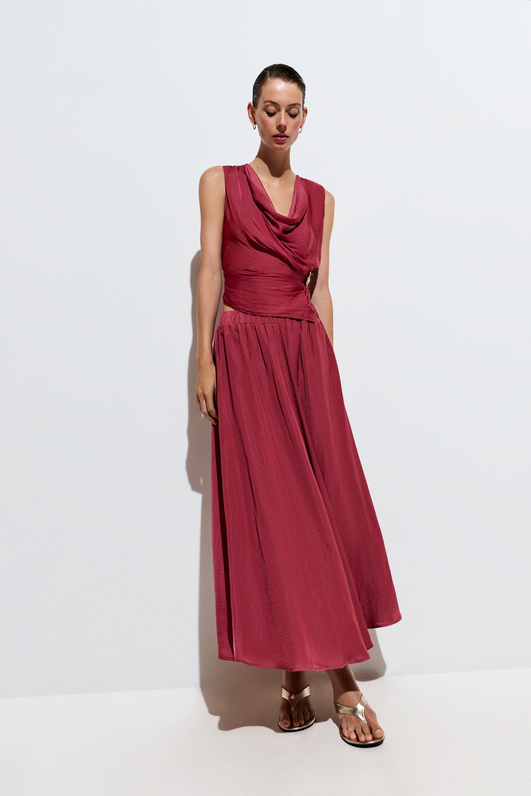 Textured satin midi skirt — MAROON