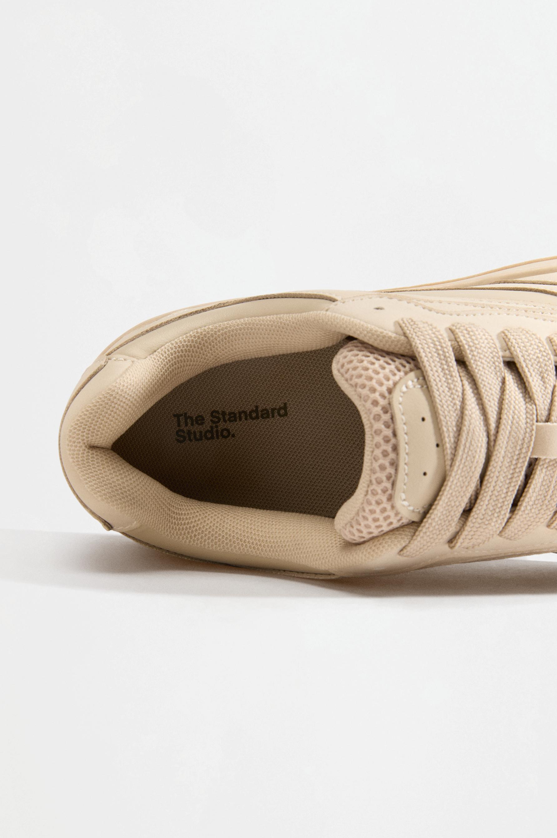 Casual sneakers — BEIGE