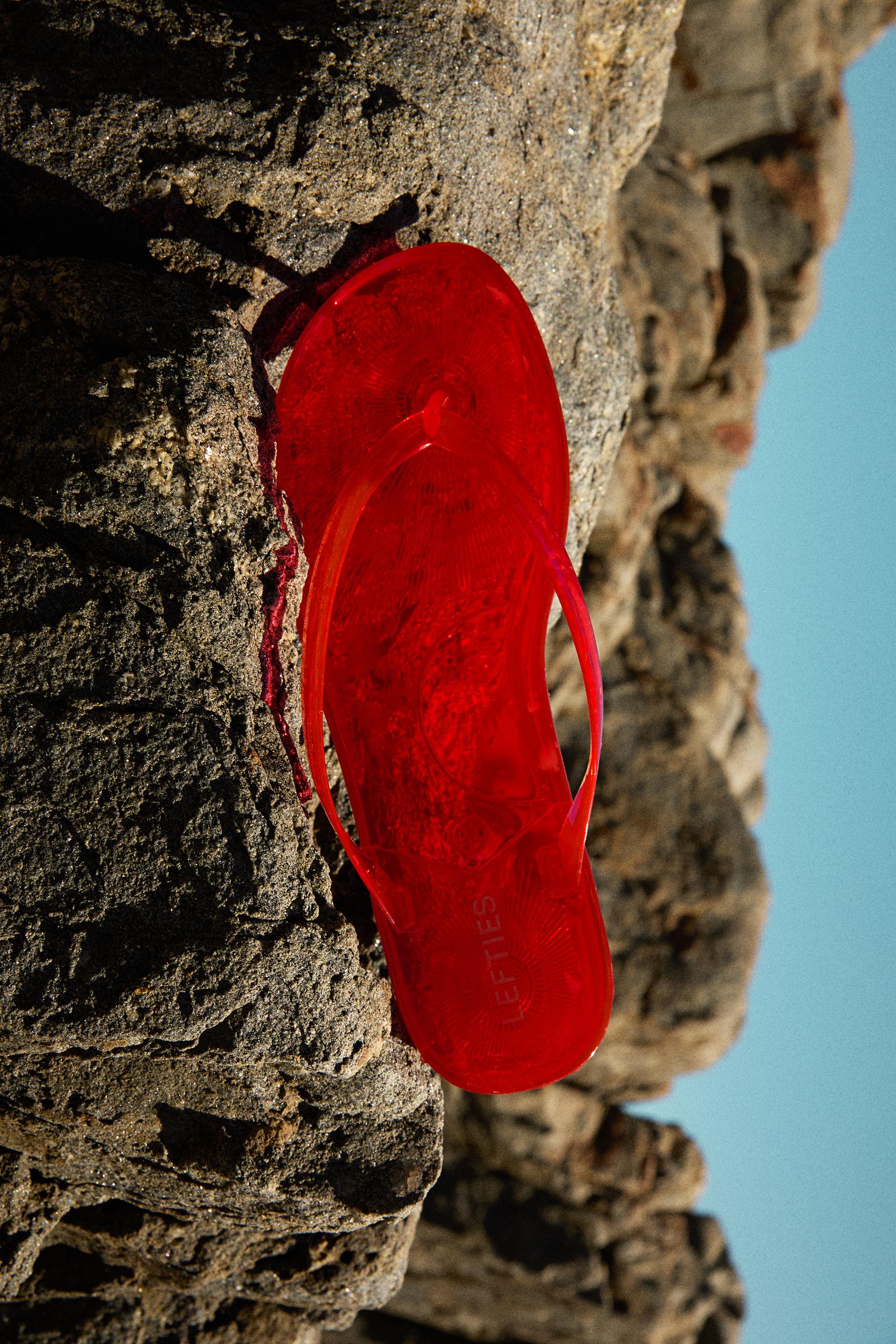 Jelly sandals — RED