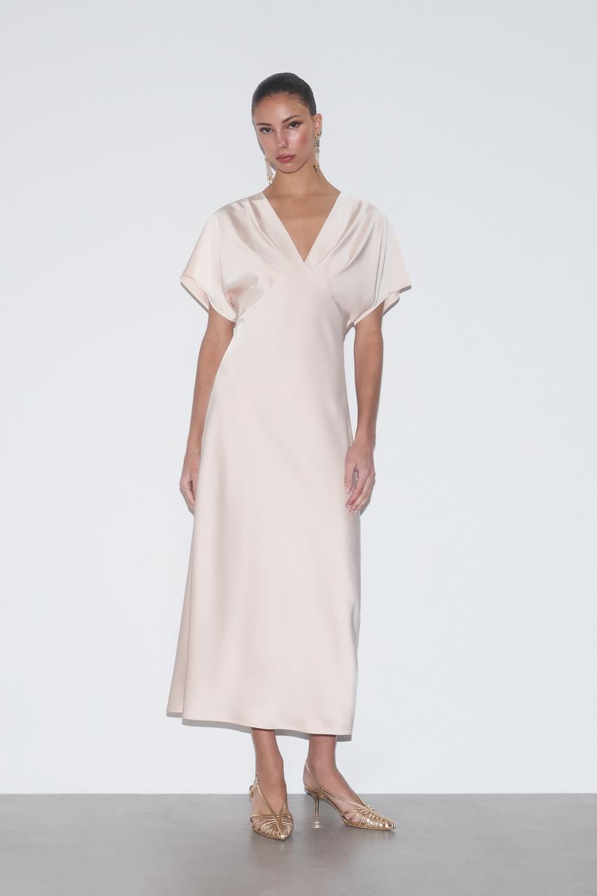 satin dress uae A Captivating One Shoulder Satin Dress