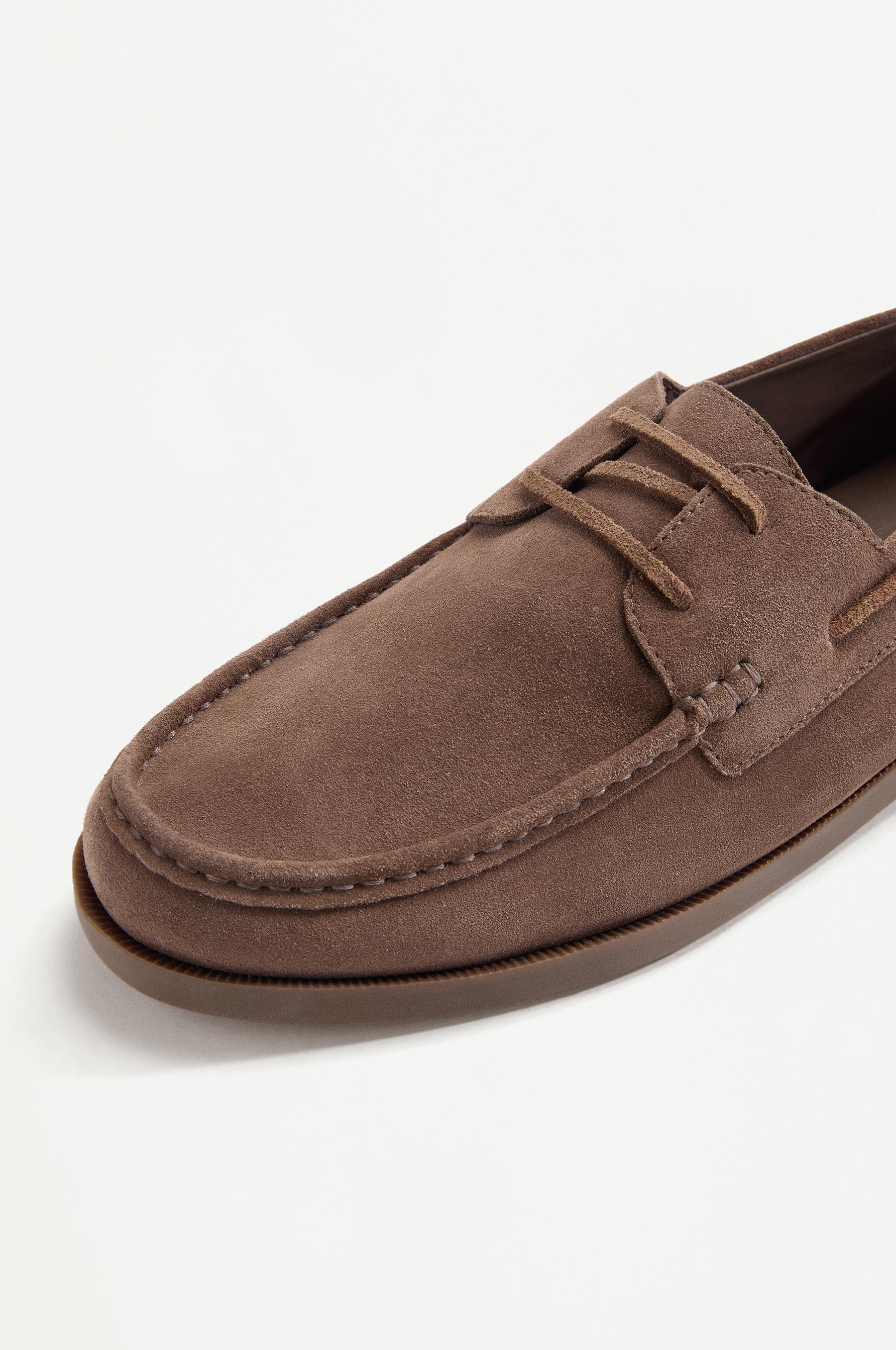 Leather boat shoes — BROWN