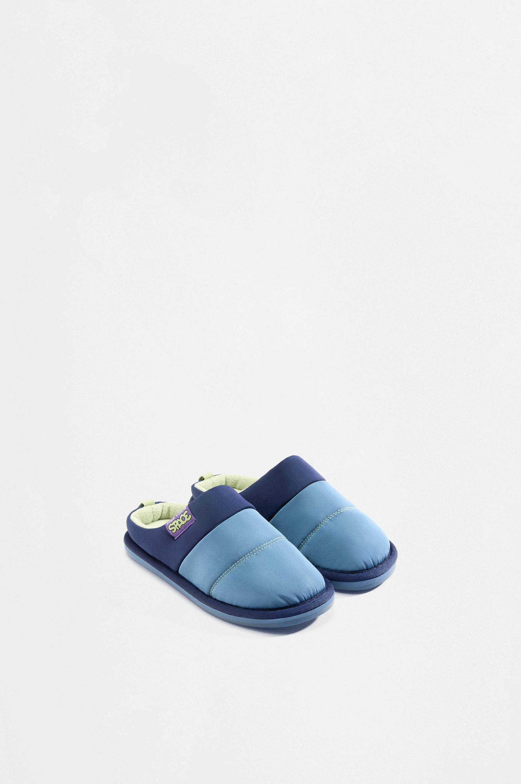 House slippers — BLUE
