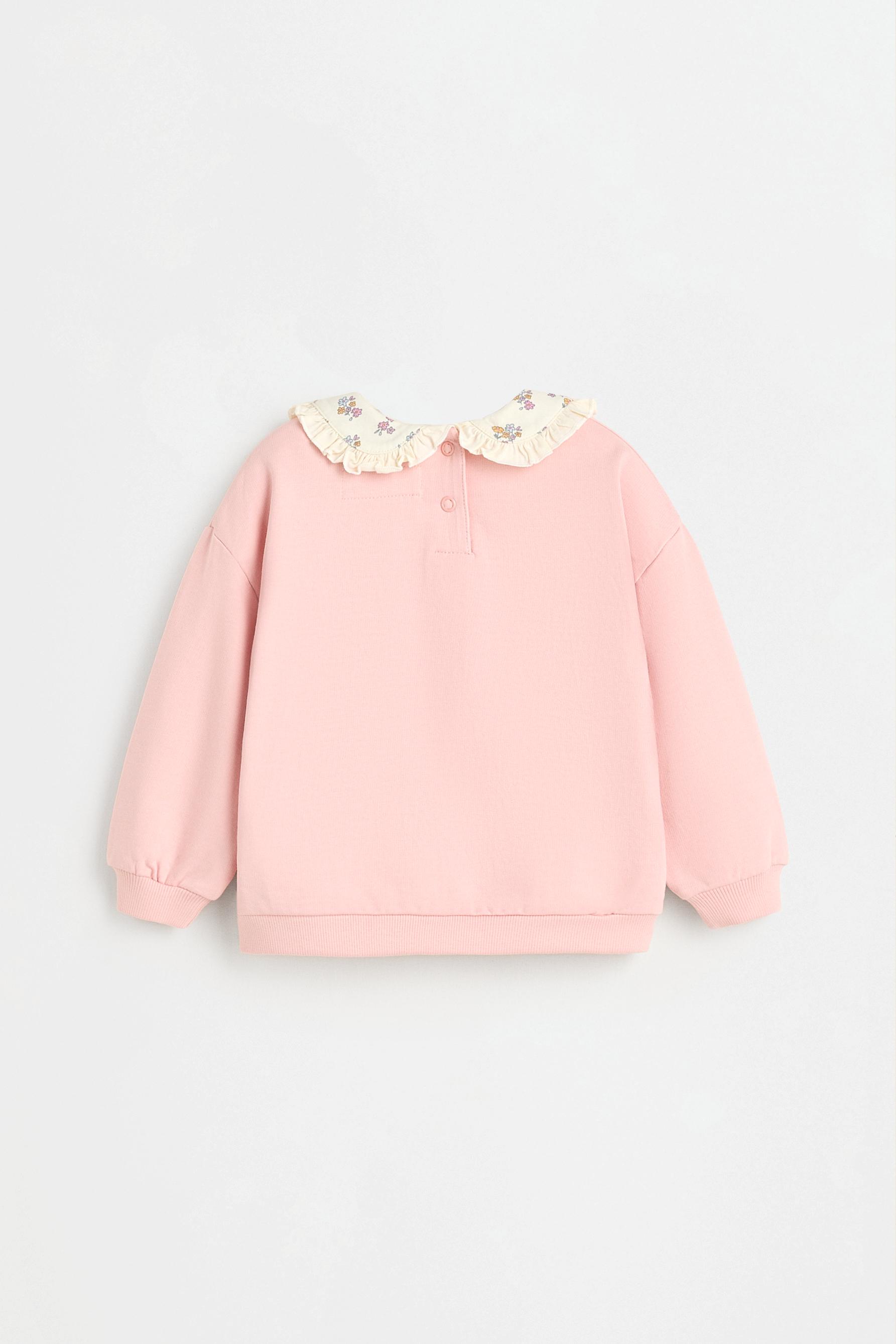 Minnie Mouse ©Disney ruffle-collar sweatshirt and bell-bottom set — PALE PINK