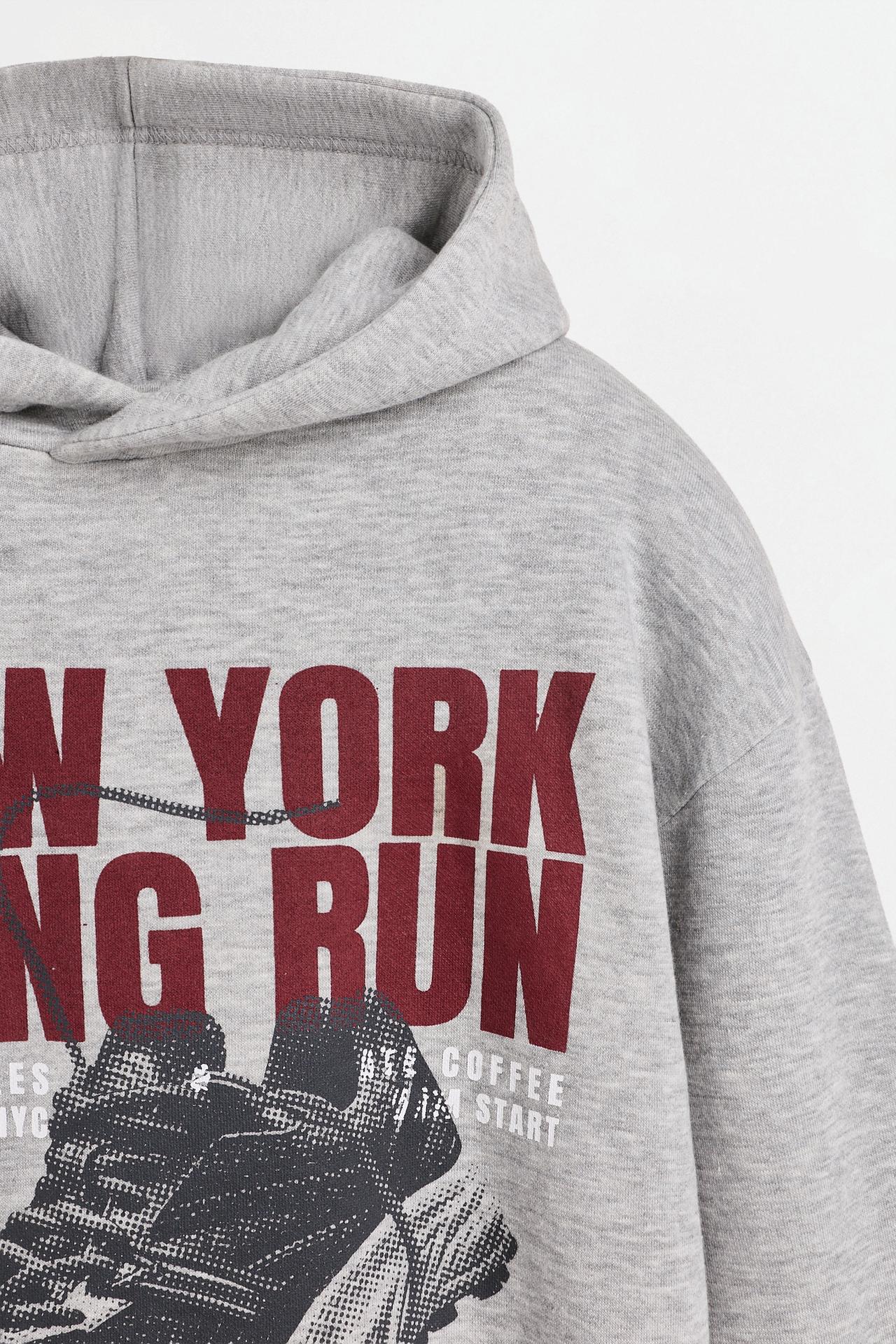 Printed sweatshirt with hood — GREY MARL