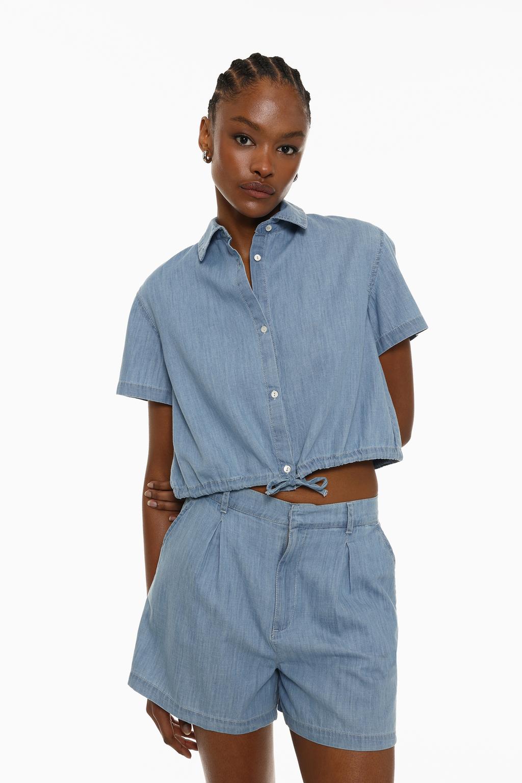 Lightweight cropped denim shirt