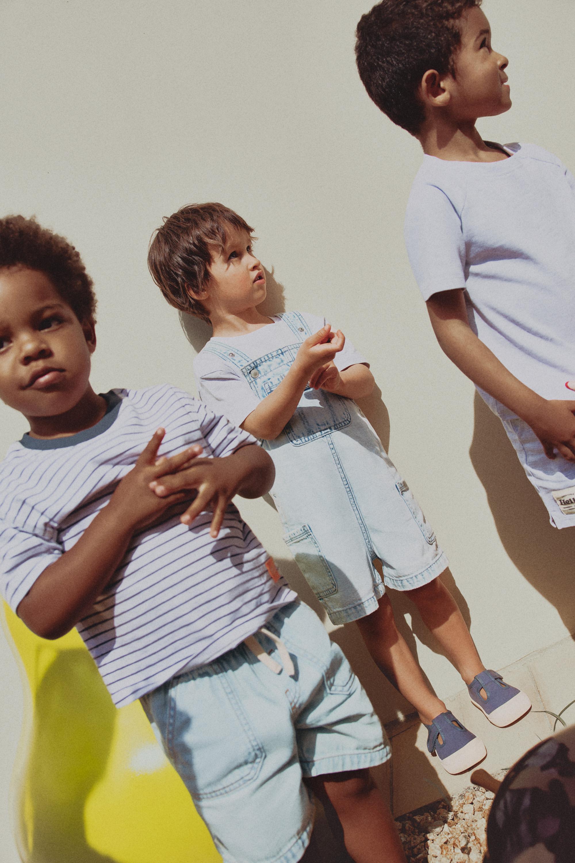 Short denim dungarees — PALE BLUE