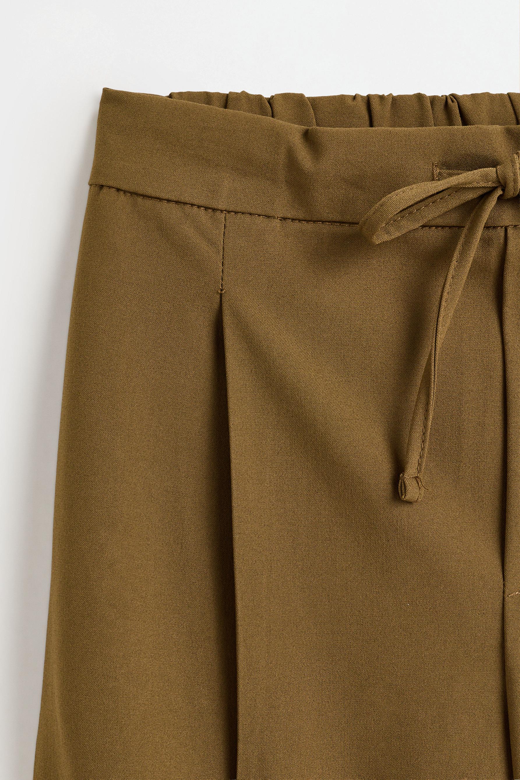 Basic straight trousers — DARK KHAKI
