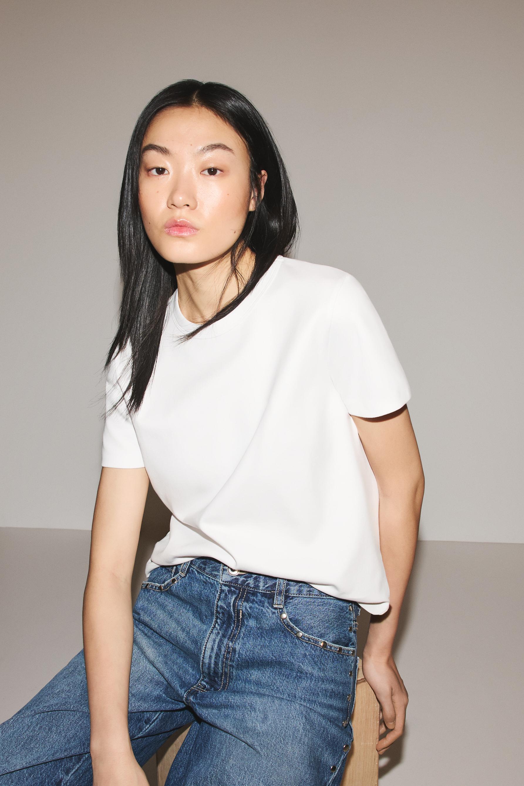 Basic short sleeve T-shirt — WHITE