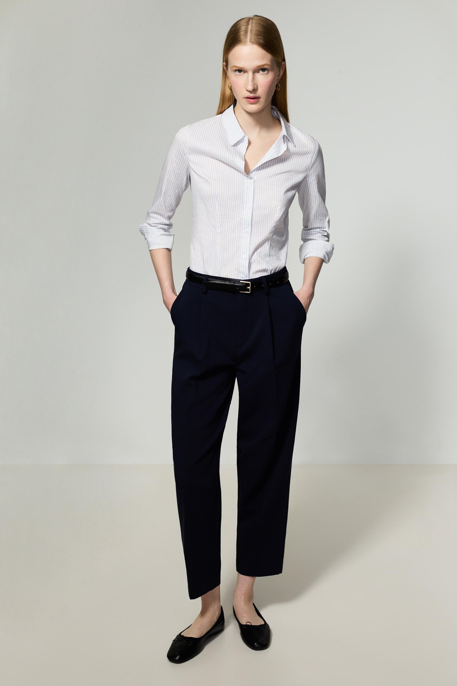 Carrot fit dress trousers — NAVY BLUE