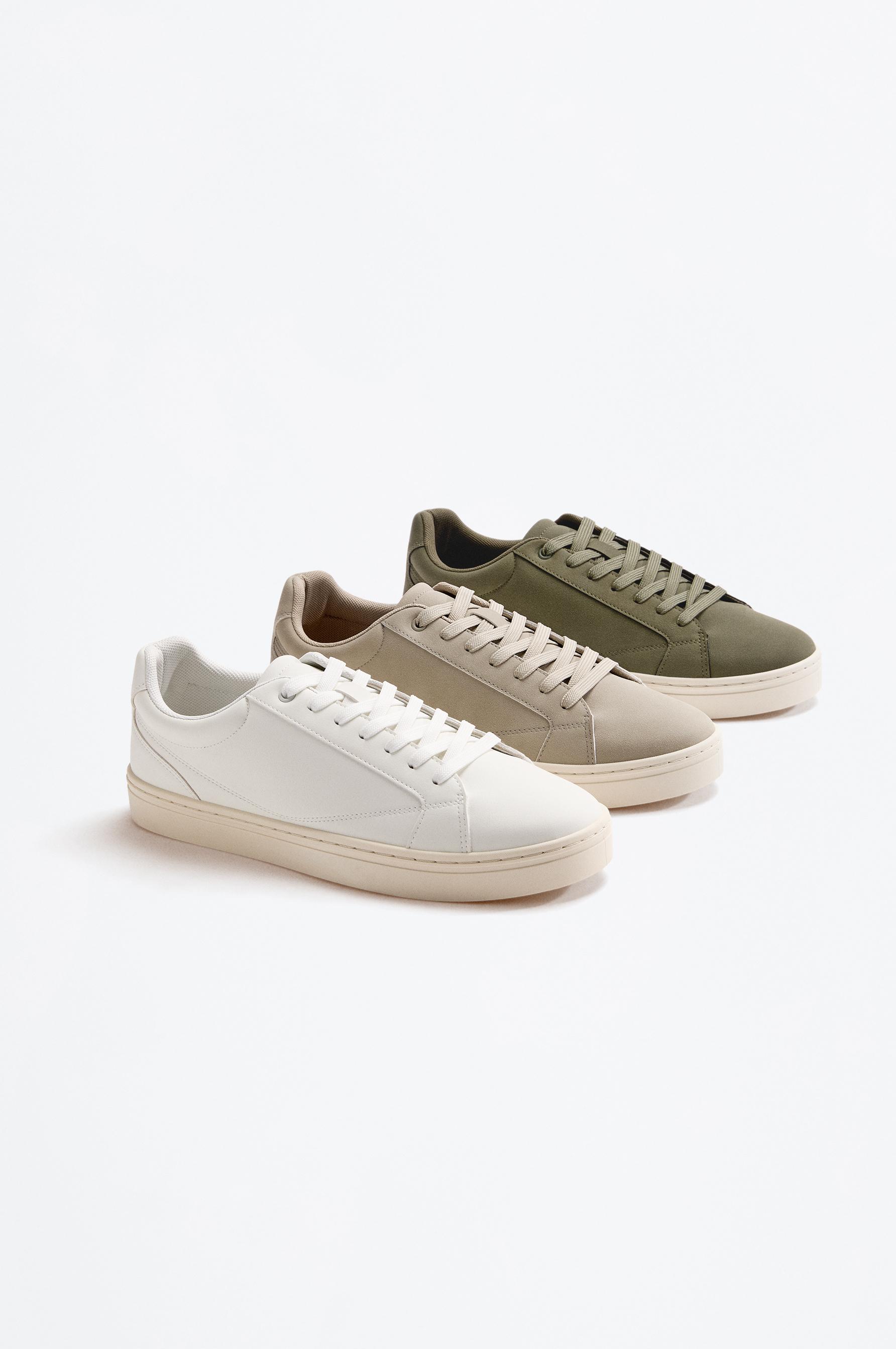 Casual sneakers — WHITE