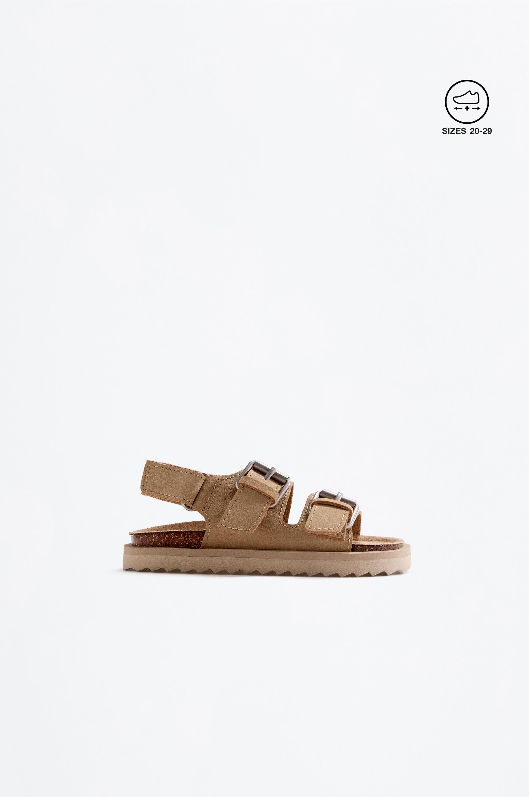 BUCKLE SANDALS — BROWNISH TONE