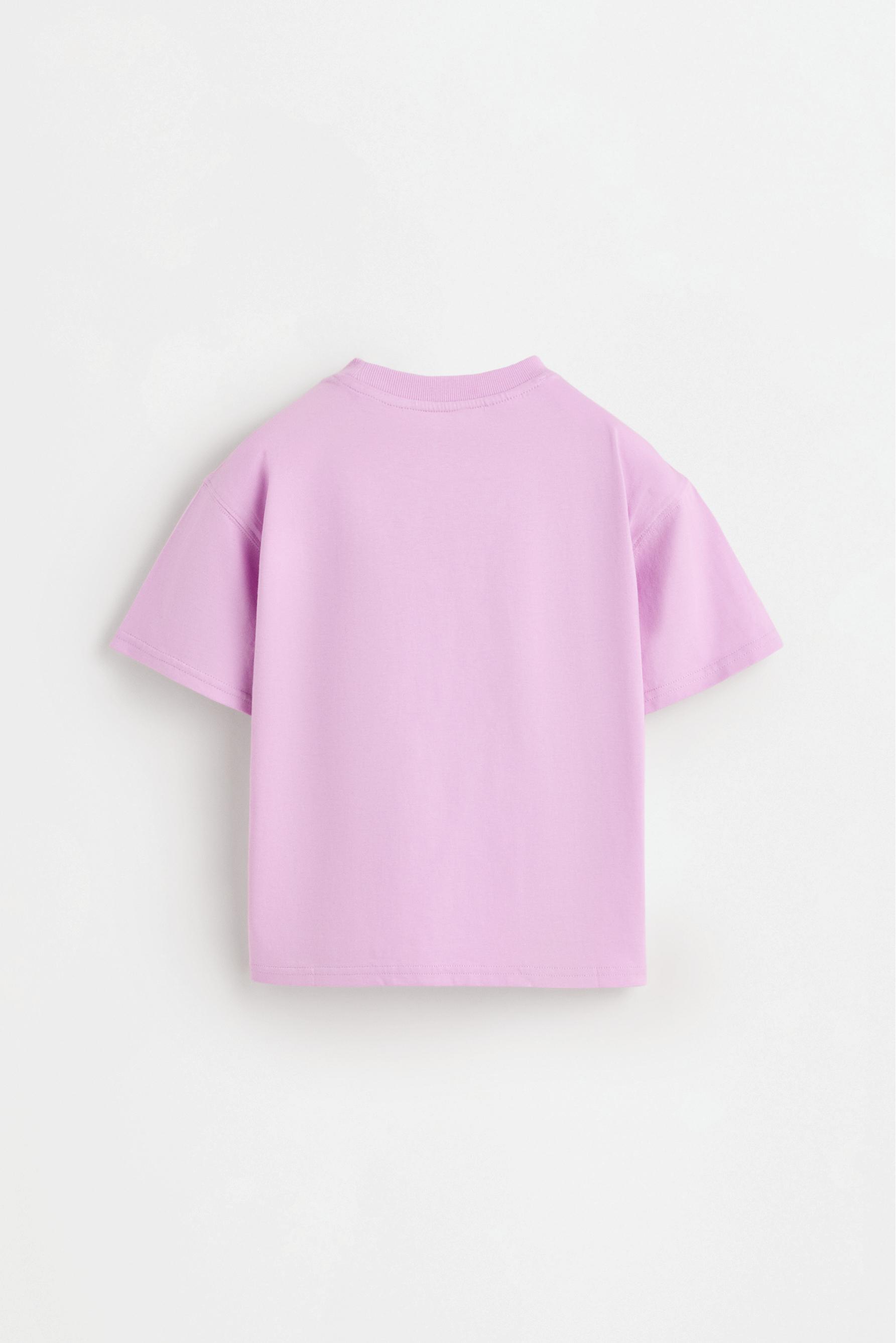 Huntrix K-Pop Demon Hunters ™/© Netflix T-shirt — PALE LILAC
