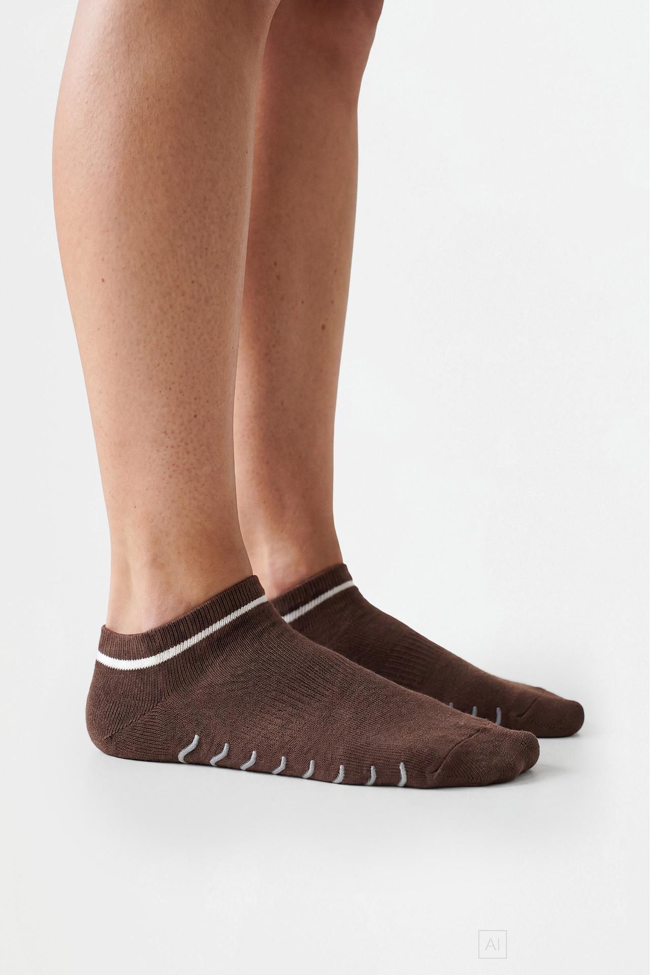 Non-slip sports ankle socks (3-pack) — CHOCOLATE