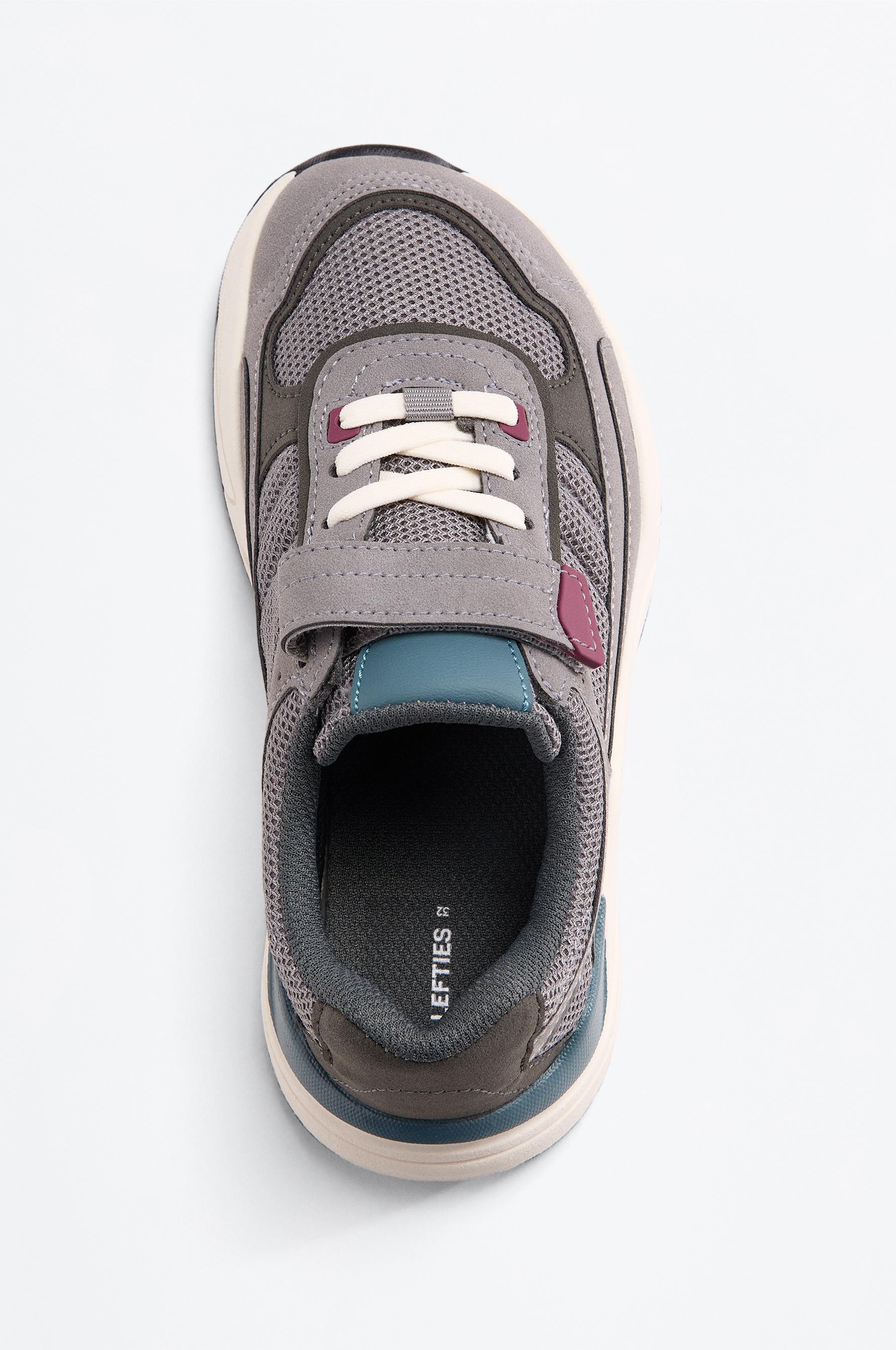 CASUAL BAREFOOT SPORTS SHOES — GREY