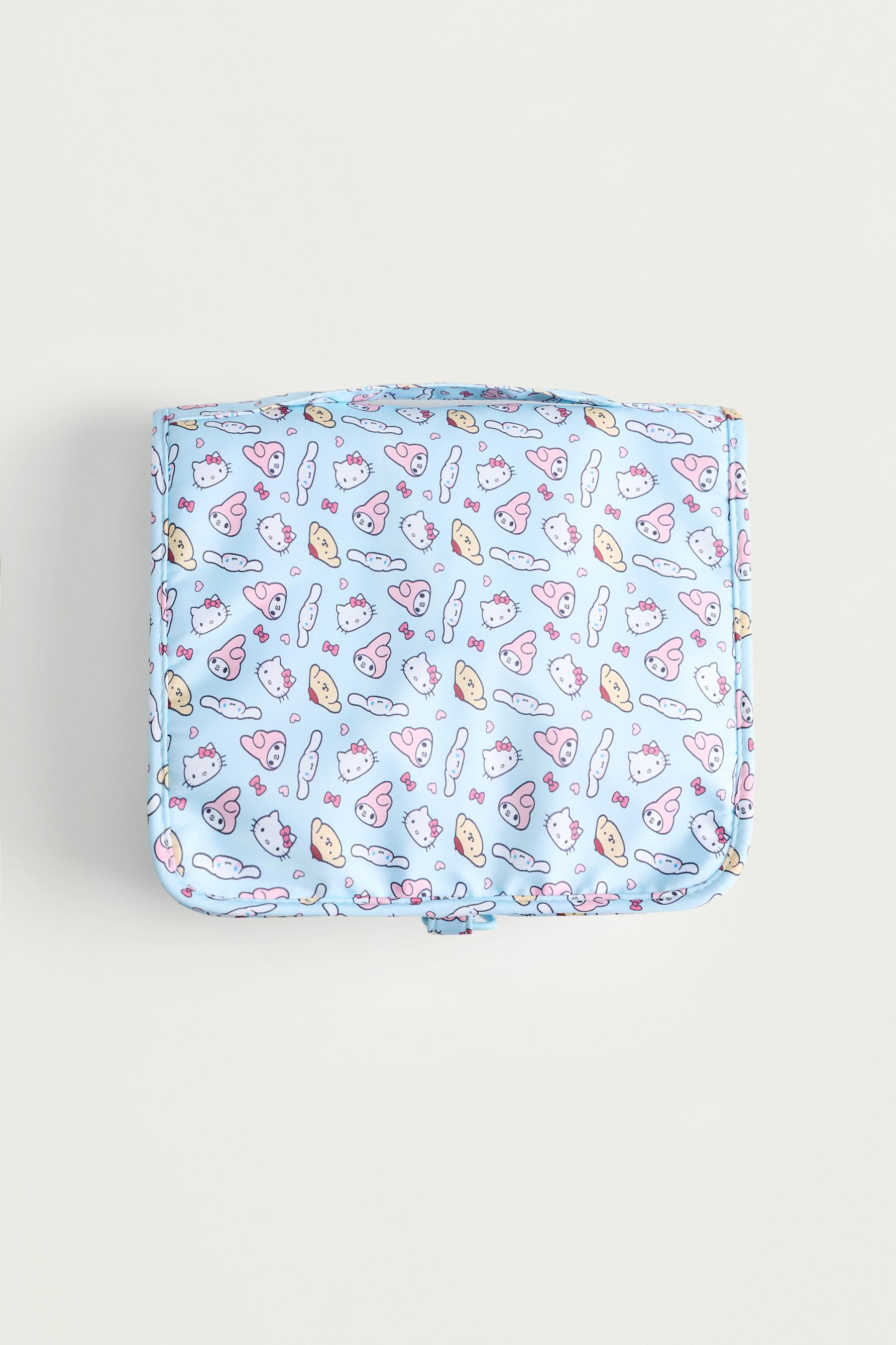 Neceser desplegable Hello Kitty & Friends ©SANRIO con gancho