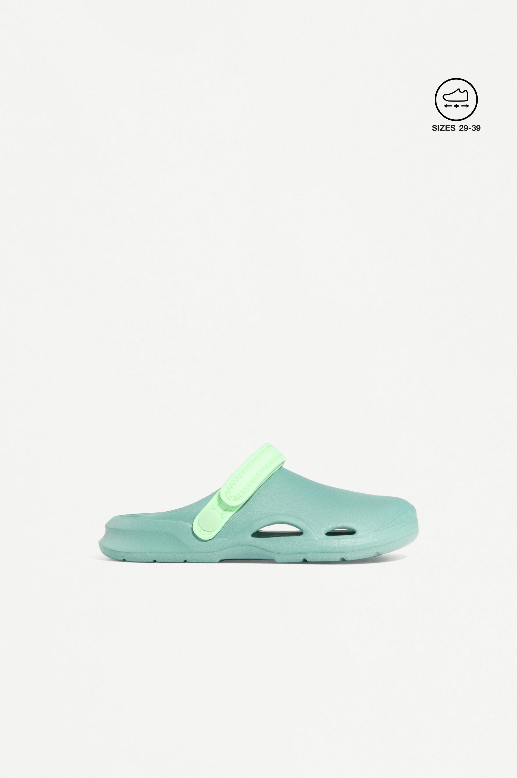 ZUECO PISCINA BAREFOOT