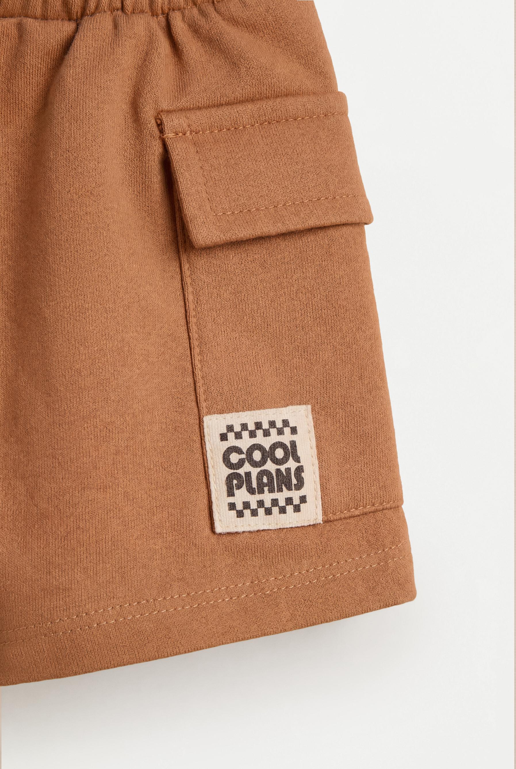 Plush cargo Bermuda shorts — PUMPKIN