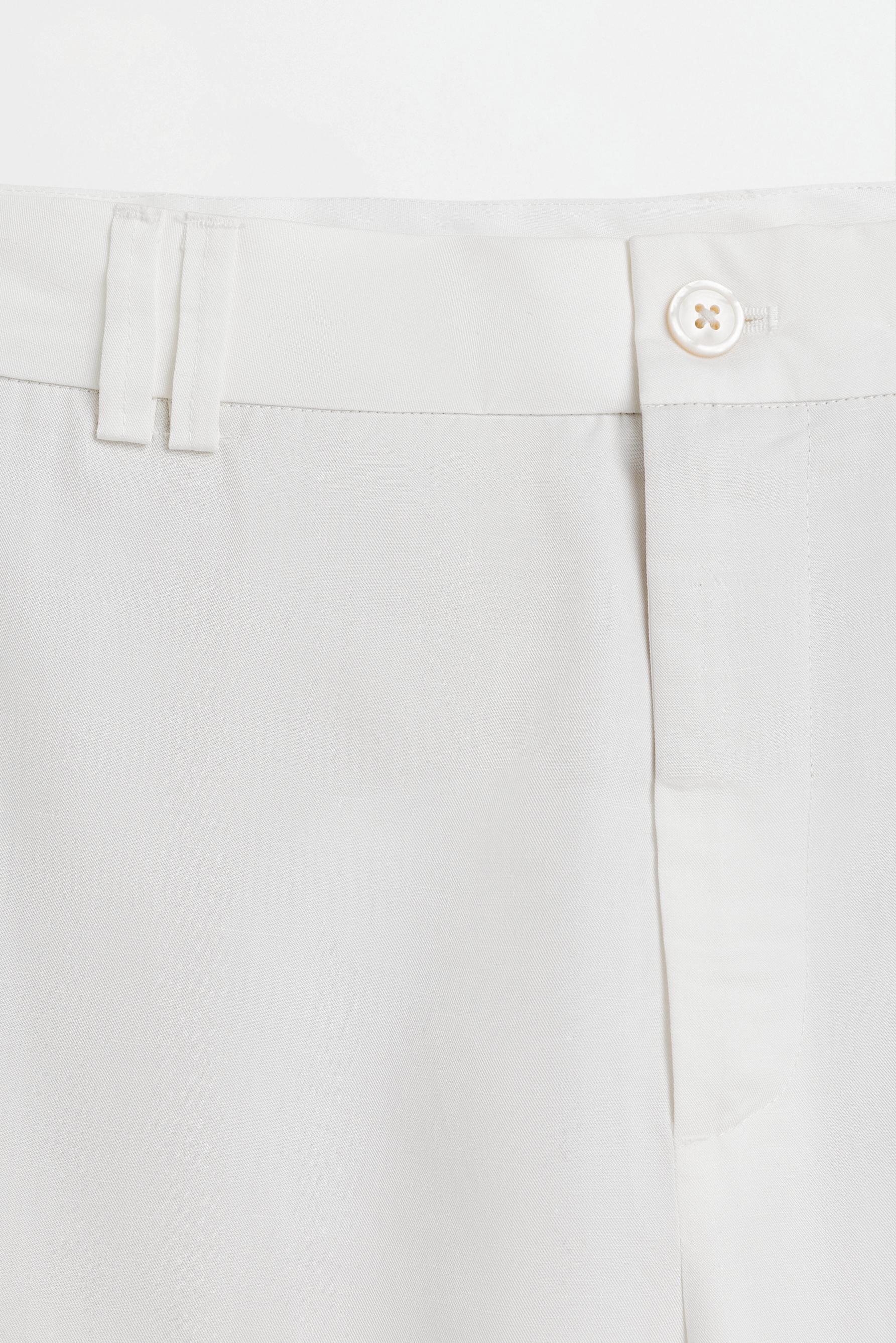 Regular fit chino trousers — WHITE