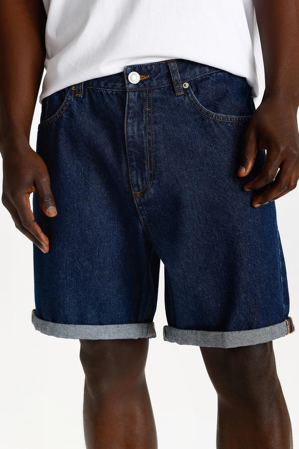 Straight fit denim Bermuda shorts