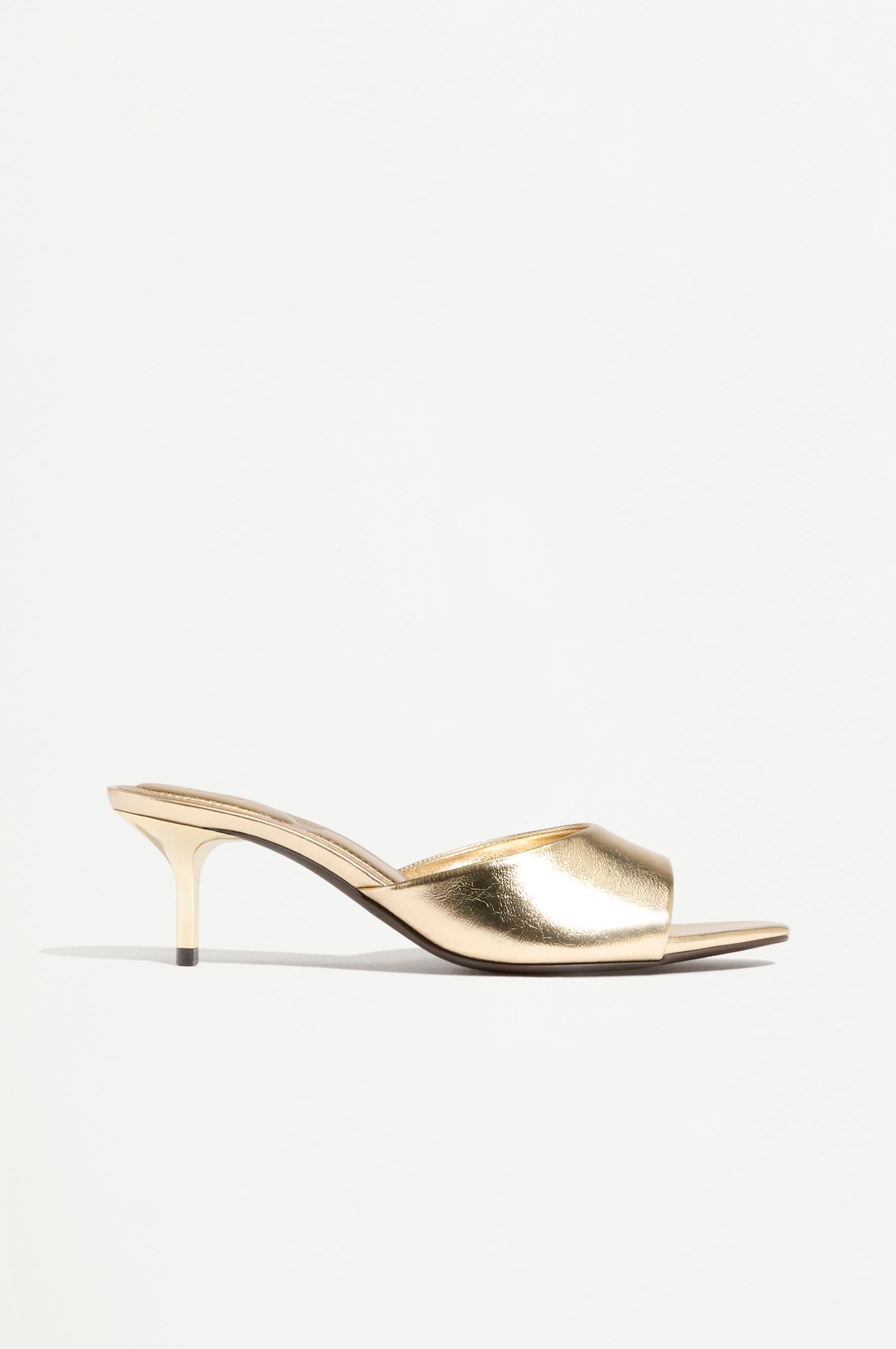 Sandalia mule tacón