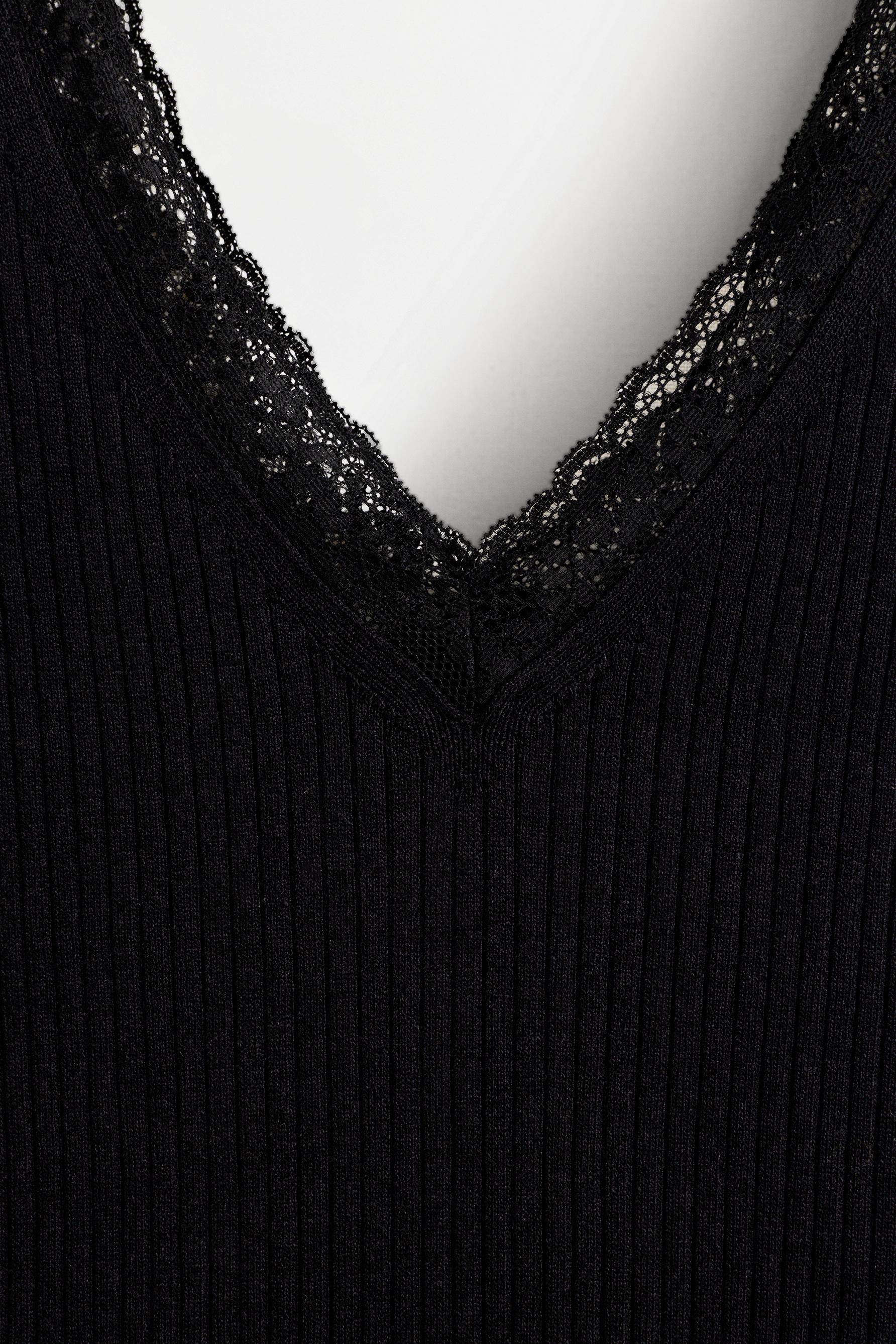 Ribbed lace knit top — BLACK